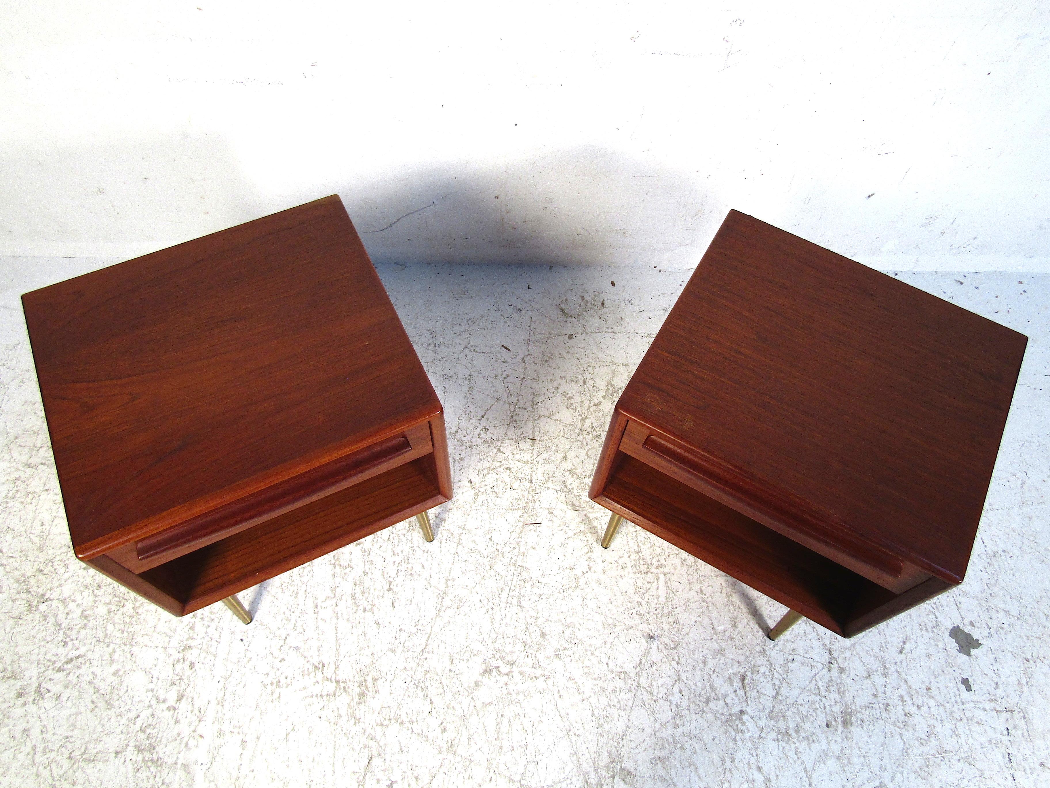 20th Century Pair of Midcentury Danish Teak Nightstands