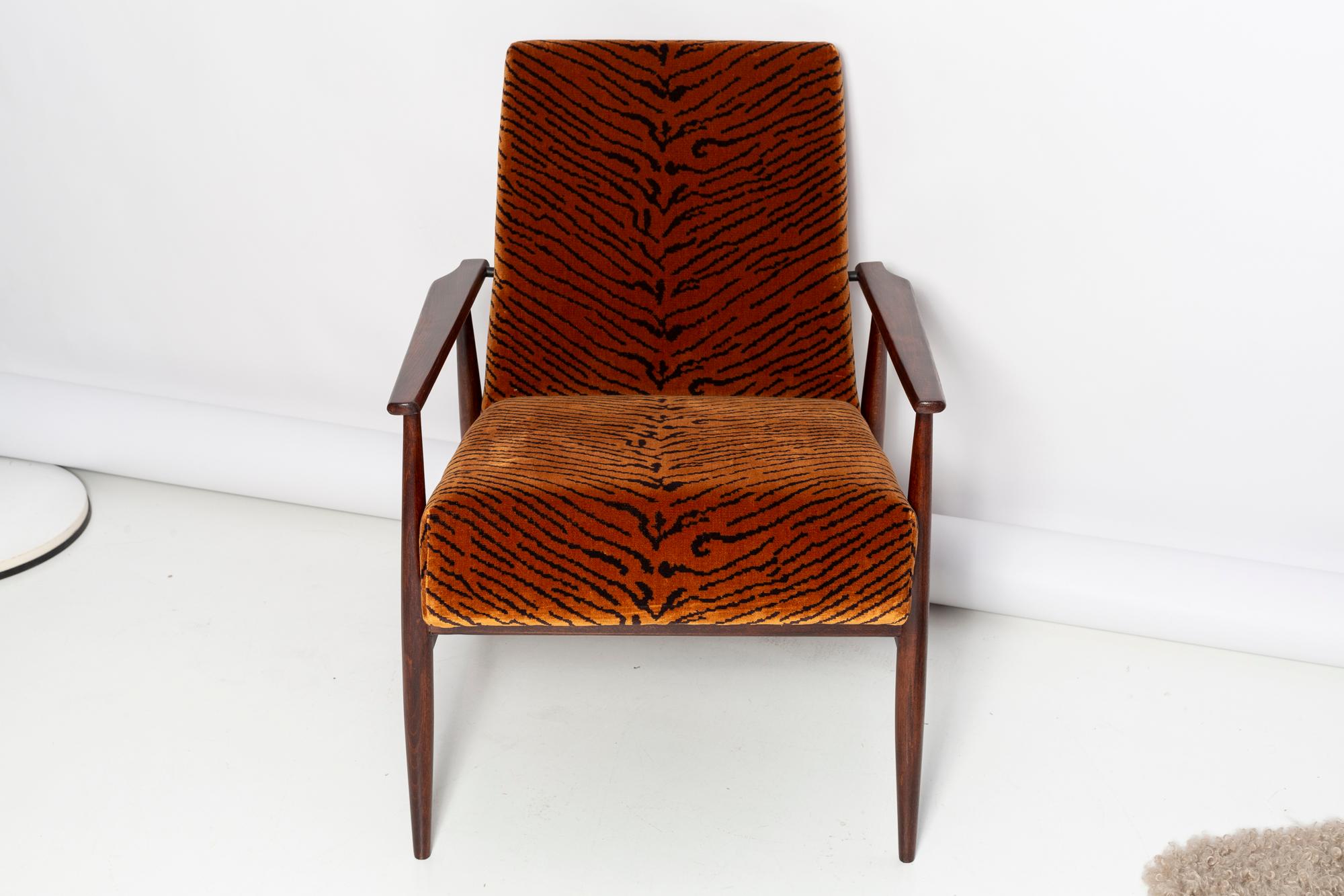 20th Century Pair of Mid Century Dedar Tiger Velvet Dante Armchairs, H. Lis, Europe, 1960s For Sale