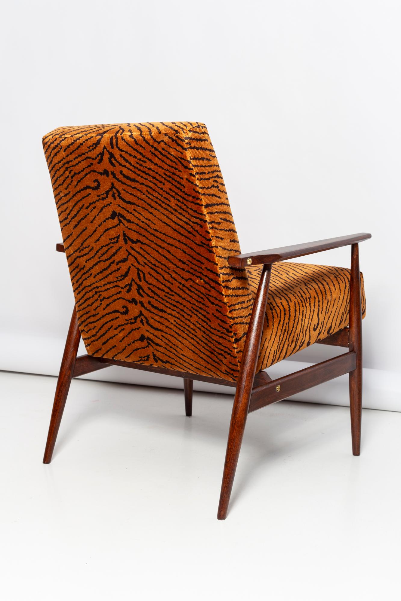 Pair of Mid Century Dedar Tiger Velvet Dante Armchairs, H. Lis, Europe, 1960s For Sale 1