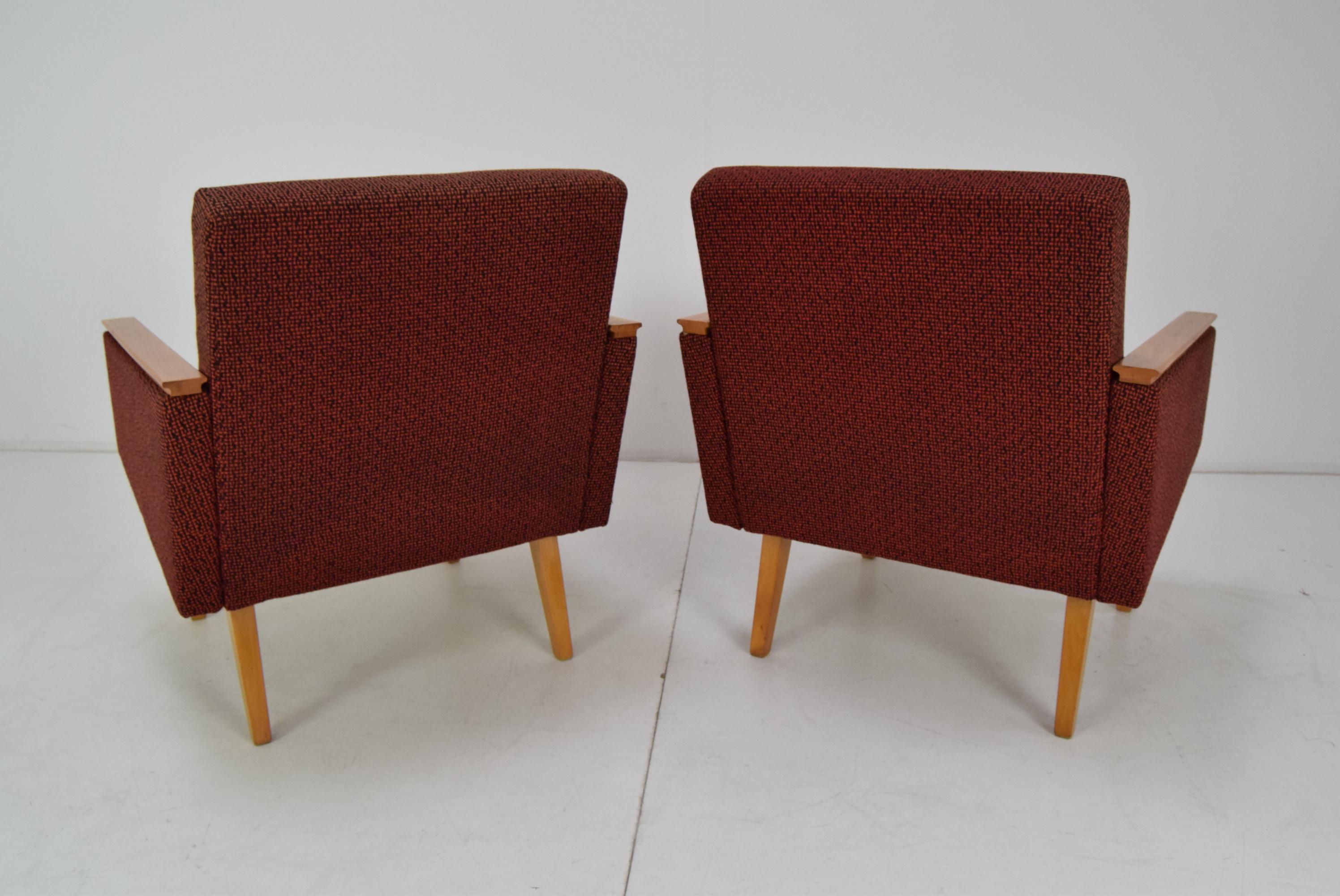 Pair of Mid-Century Design Armchairs, 1960's For Sale 3