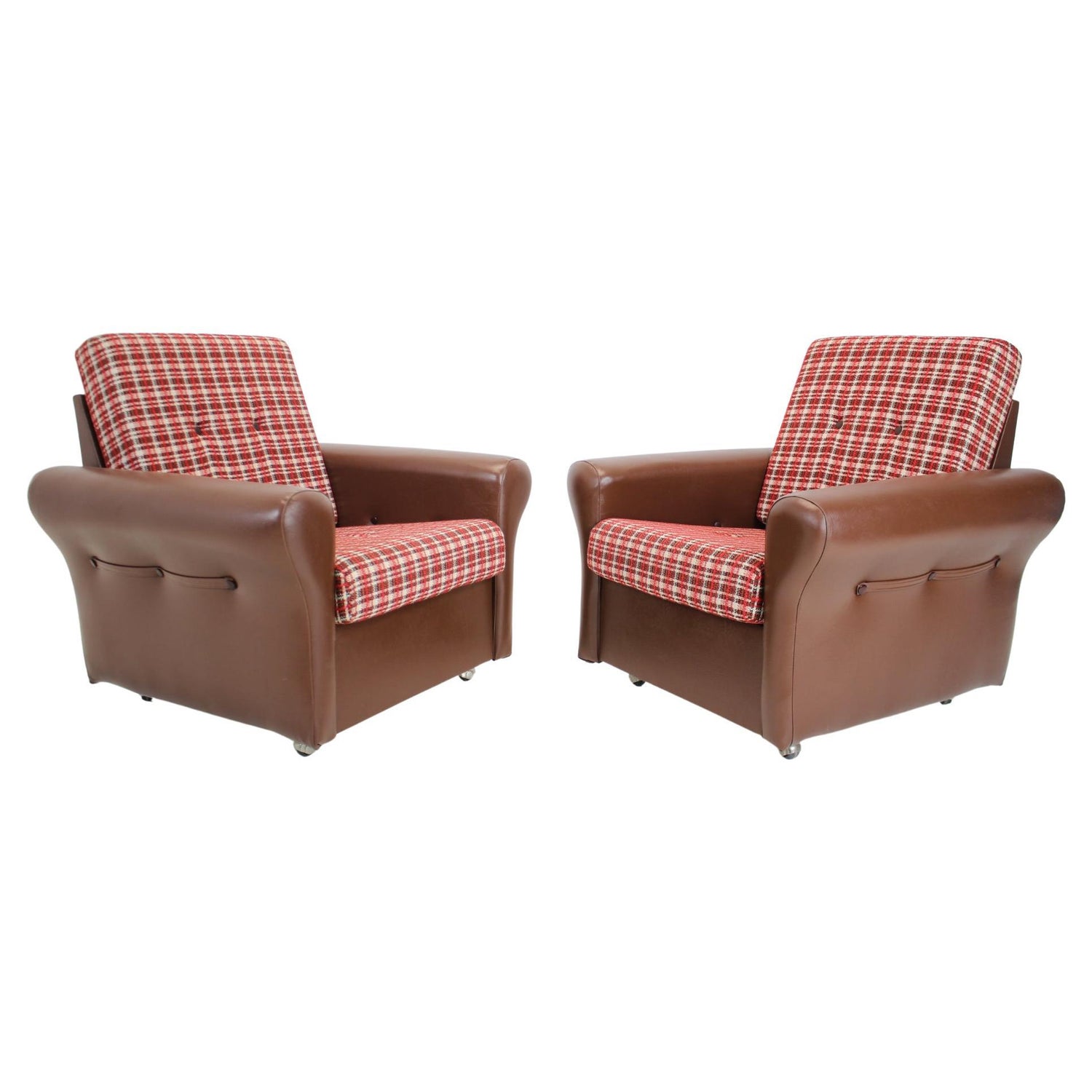 Pair of Mid-Century Design Armchairs, 1960's For Sale at 1stDibs