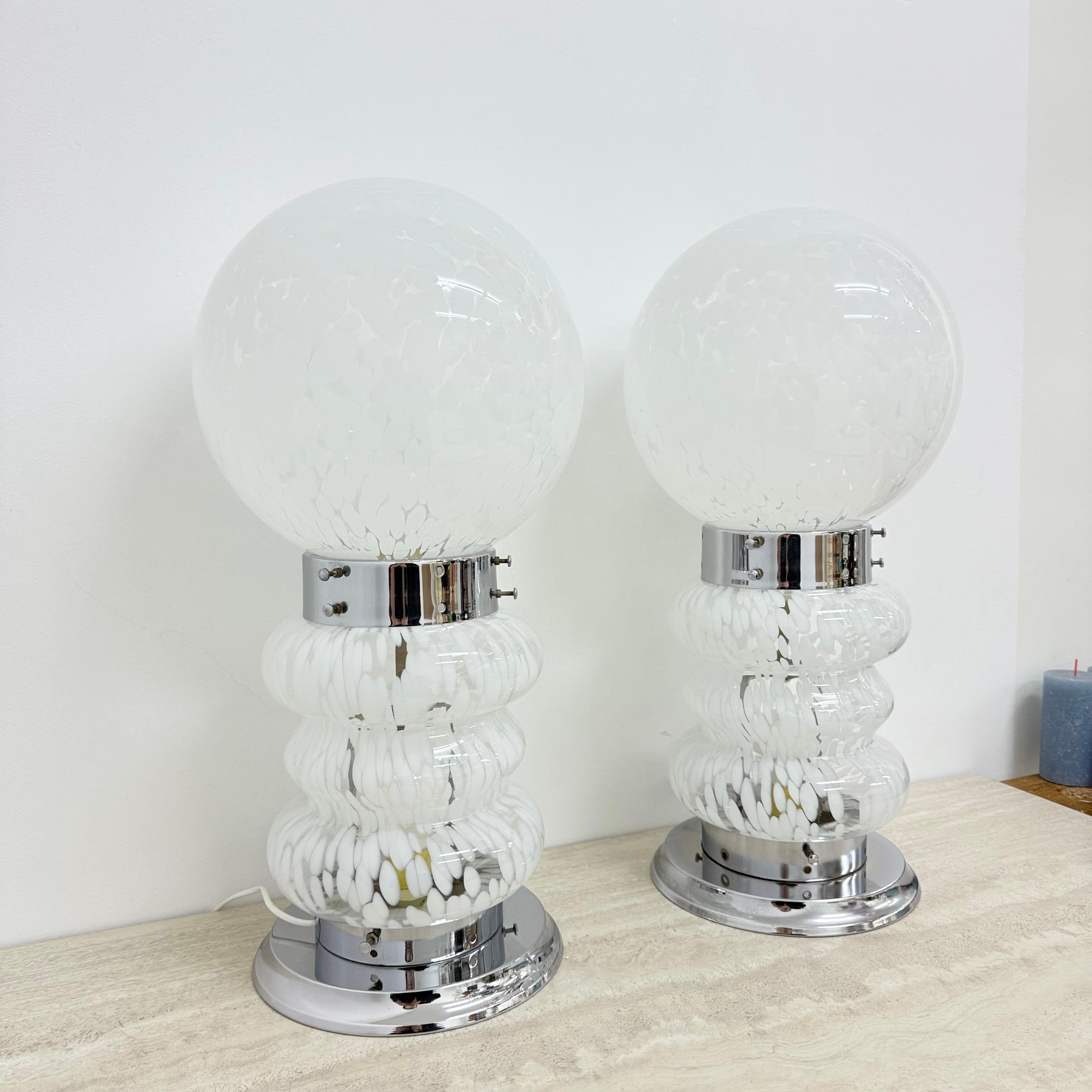 italien Paire de lampes de table en verre Design/One Carlo Nason , années 1970 en vente