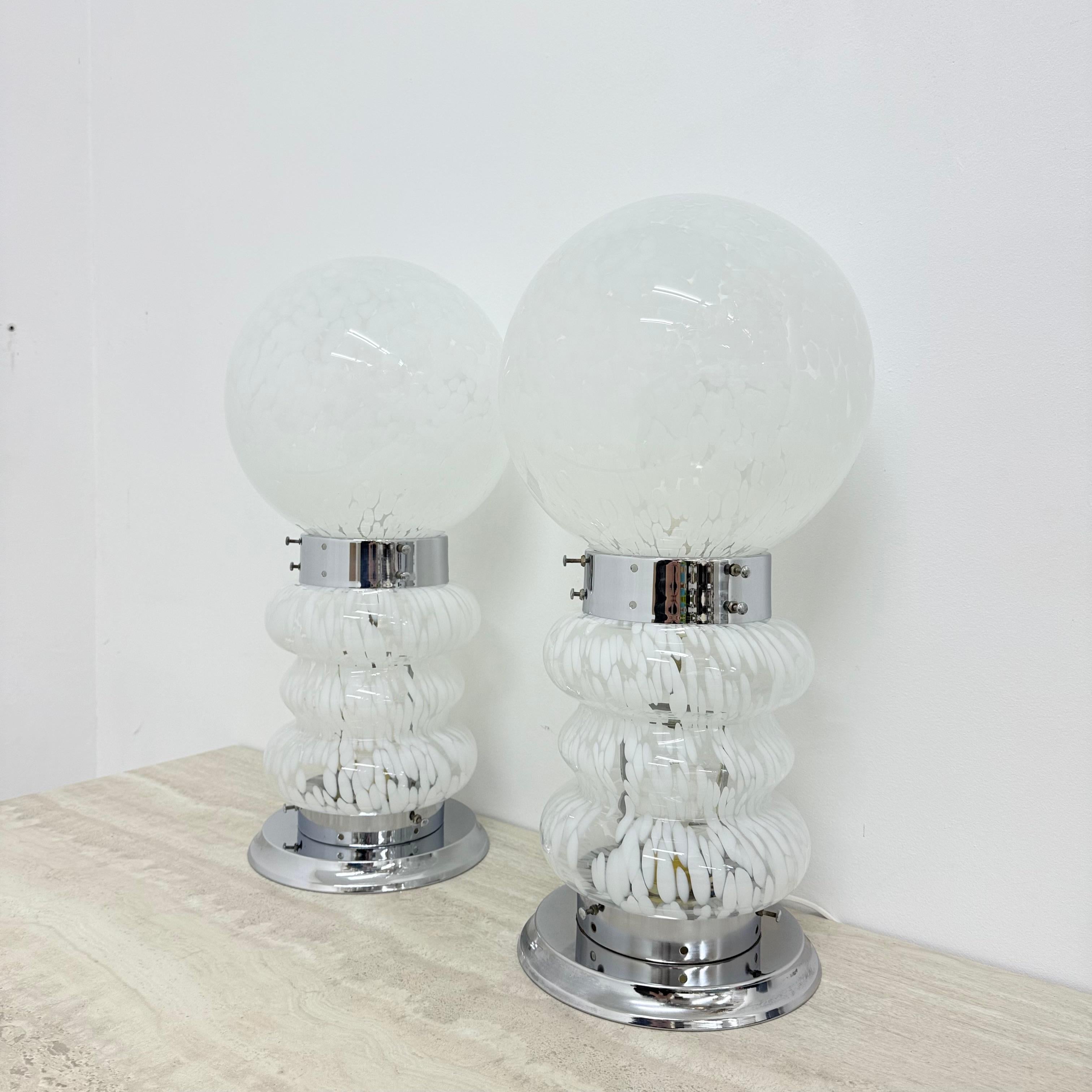 Paire de lampes de table en verre Design/One Carlo Nason , années 1970 Bon état - En vente à Delft, NL