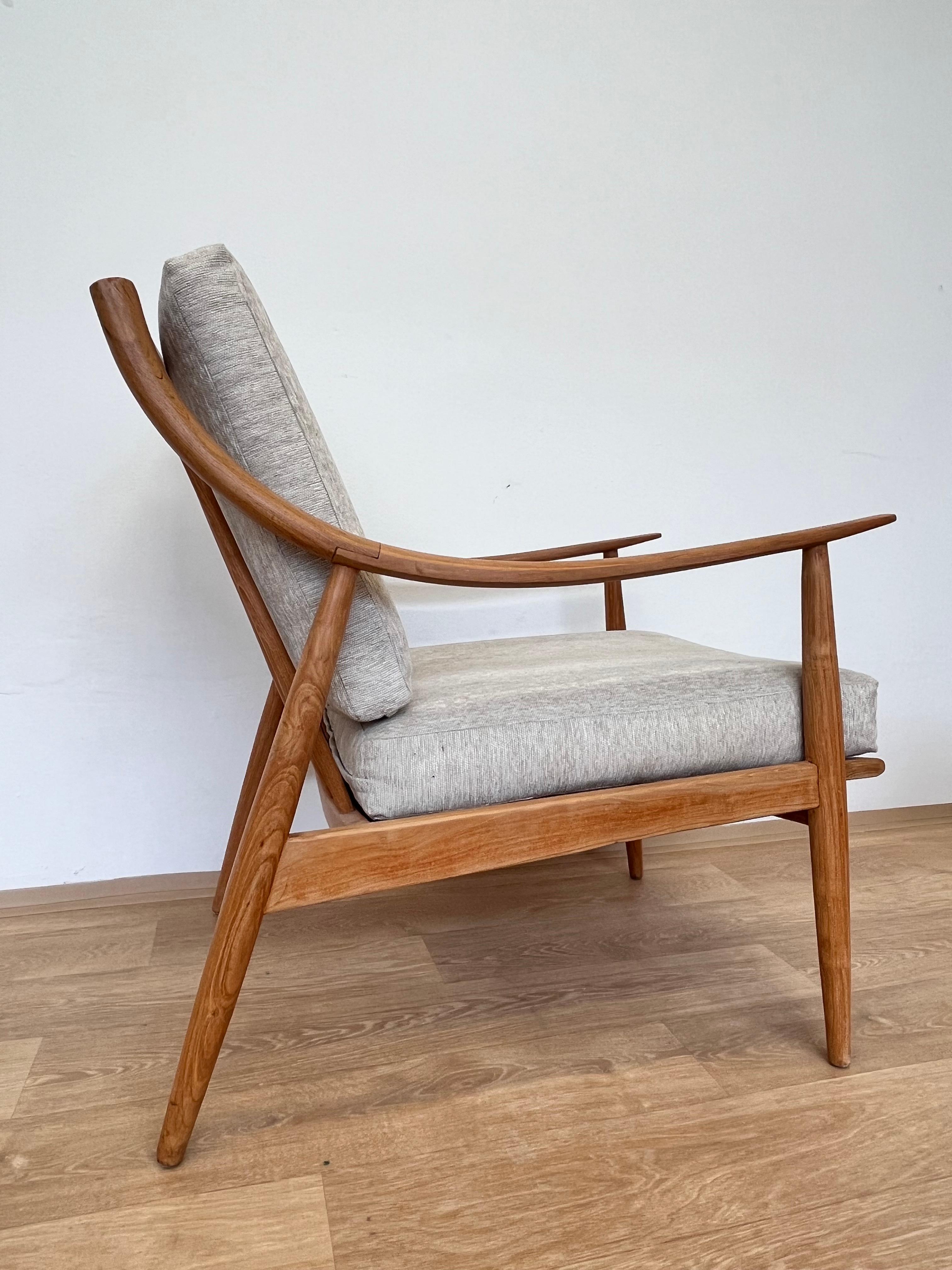 Danish Pair of mid century design scandinavian armchairs - 1960s For Sale