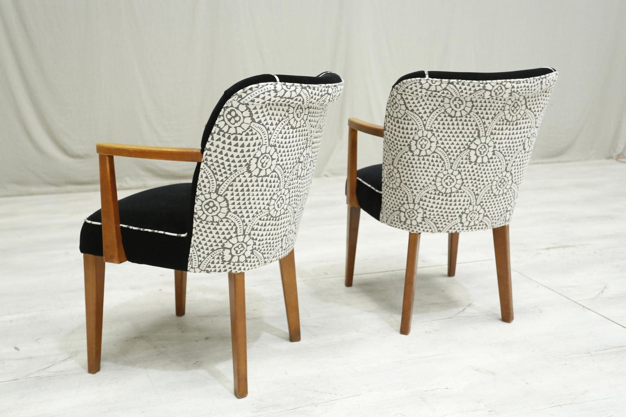 Single Mid century desk chairs- Black velvet For Sale 6