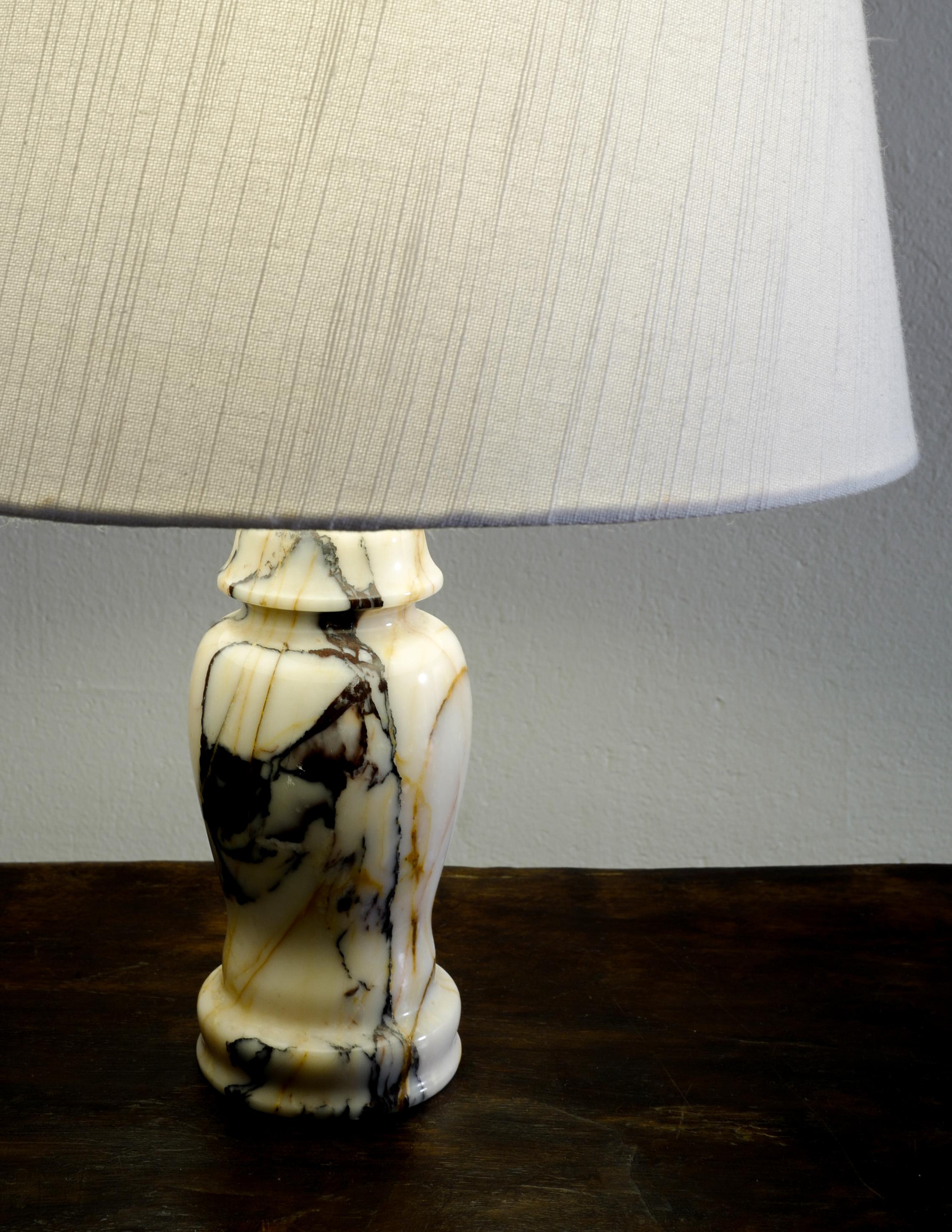 Mid-20th Century Pair of Mid-Century Desk Table Lamps in Marble Produced in Sweden, 1950s
