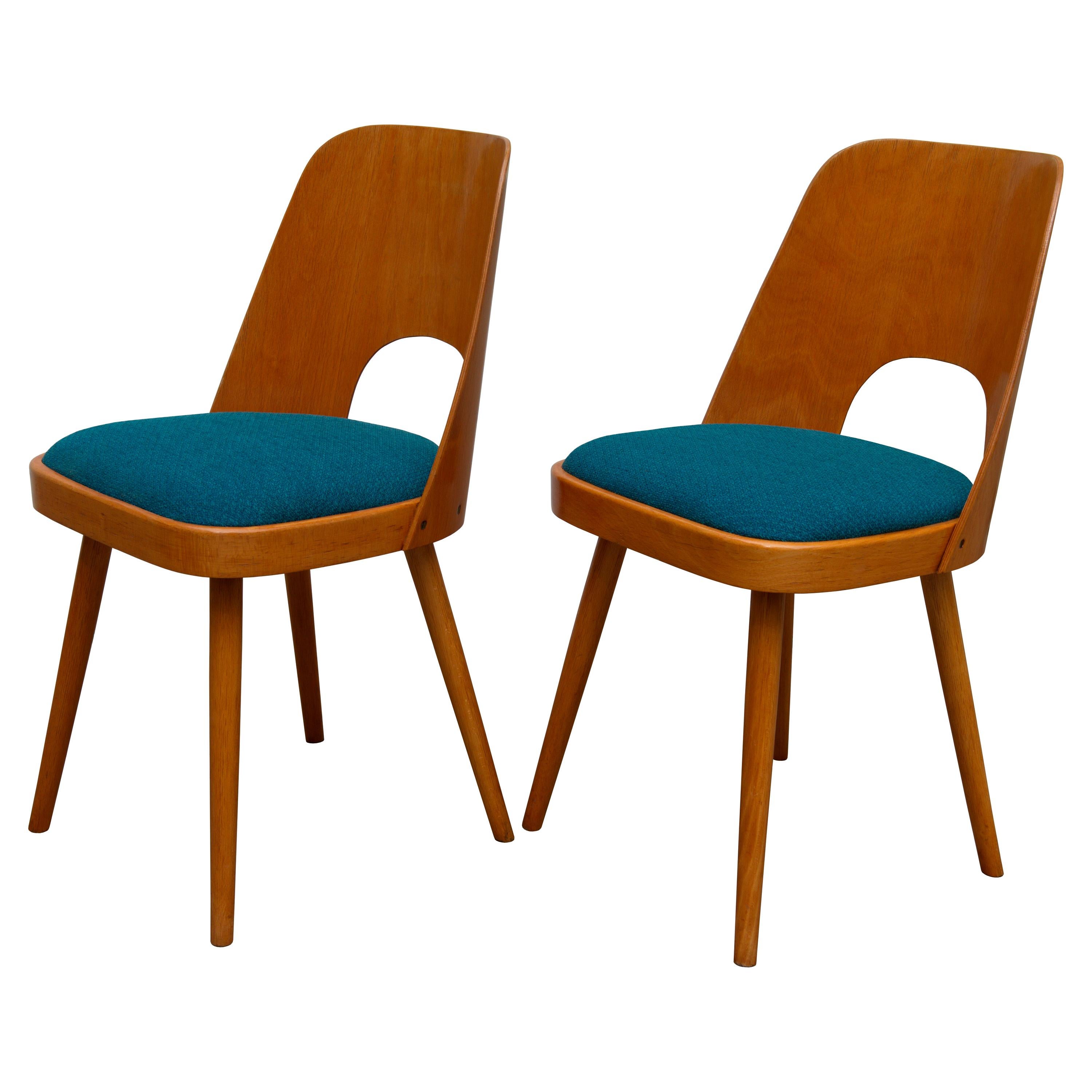 Pair of Mid Century Dining Chairs N.515 by Oswald Haerdtl for TON Company For Sale
