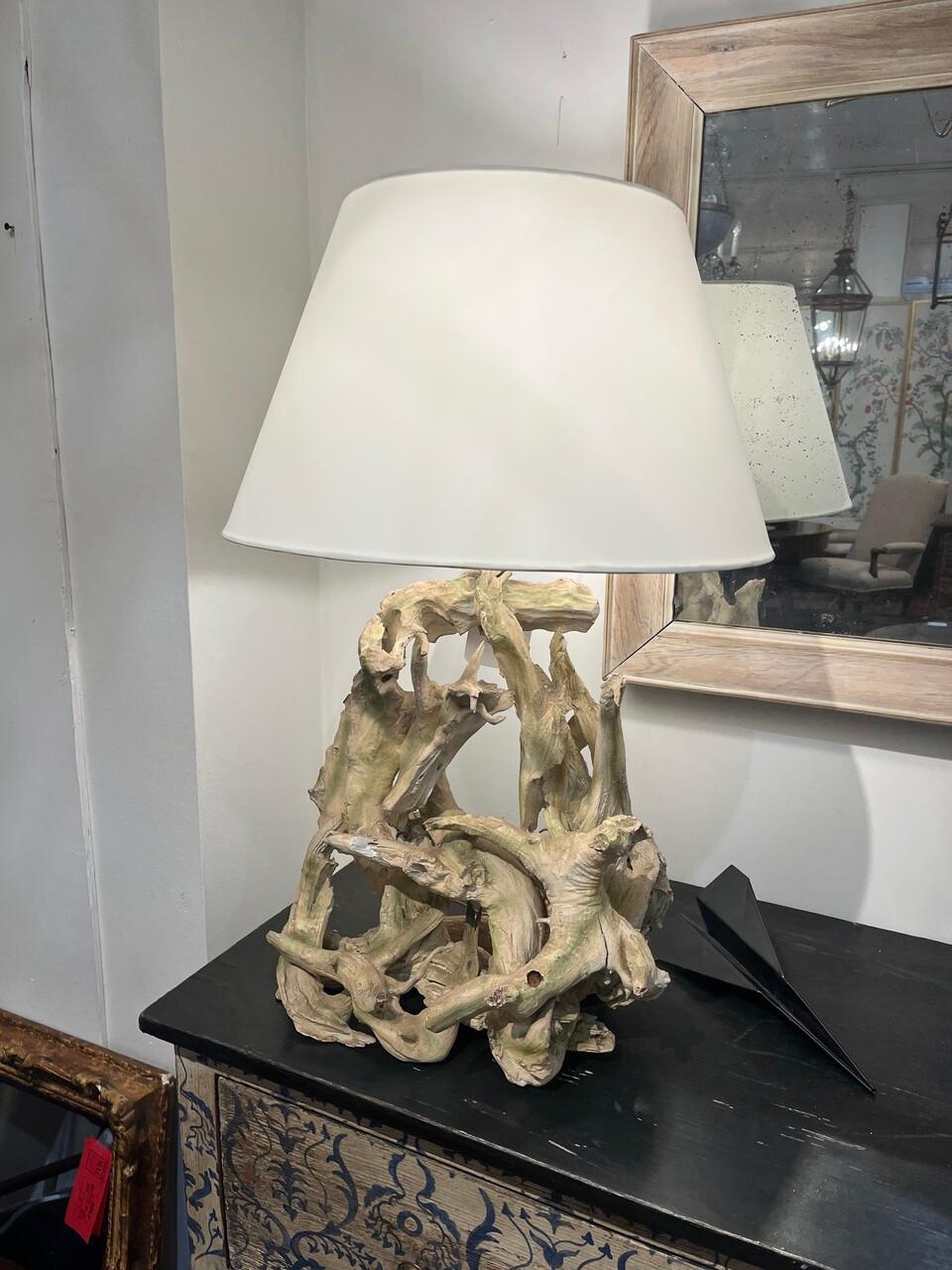 Paar Treibholz-Tischlampen aus der Mitte des Jahrhunderts (Organische Moderne) im Angebot