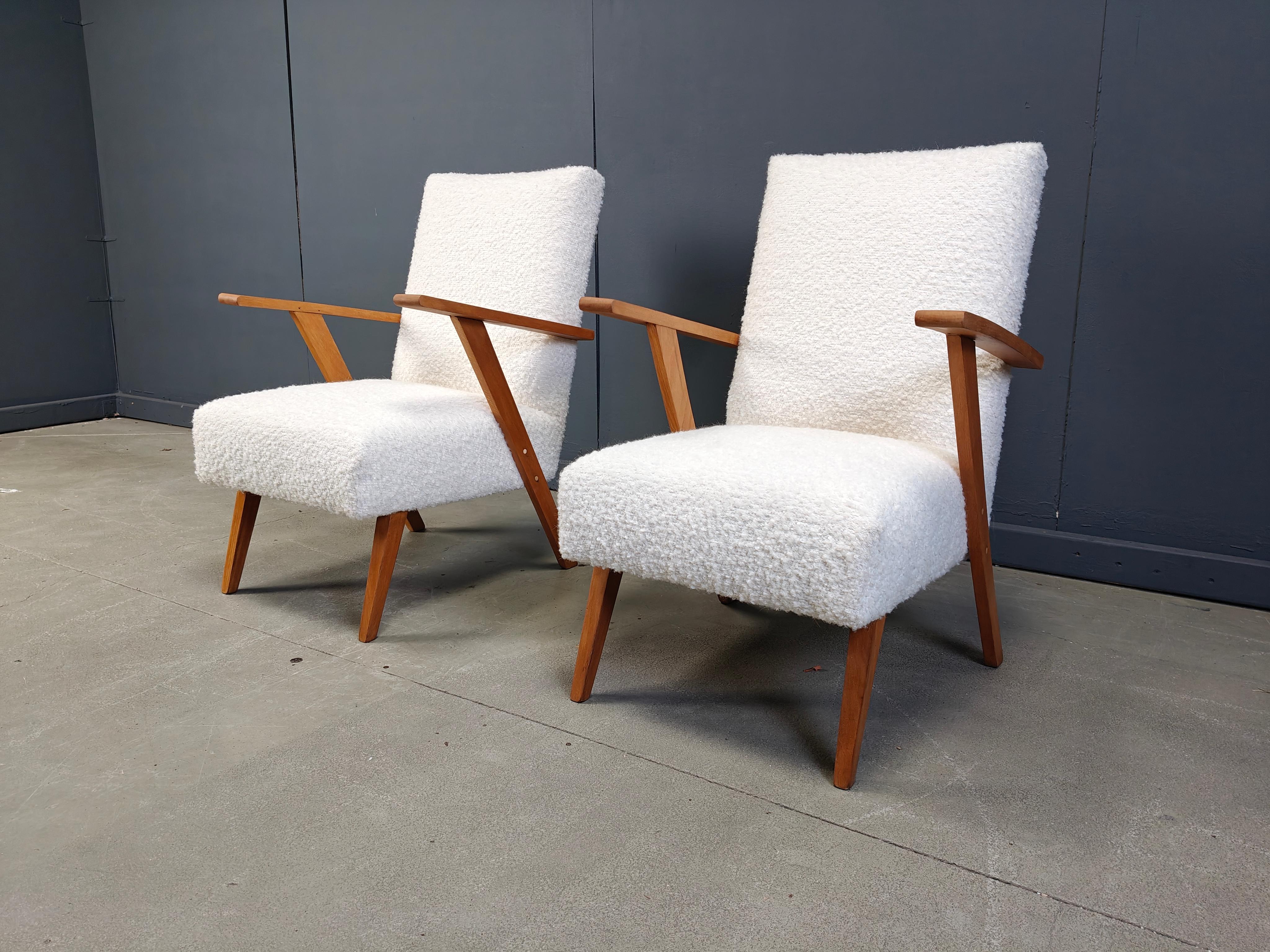 Paire de fauteuils hollandais du milieu du siècle, 1960 en vente 3
