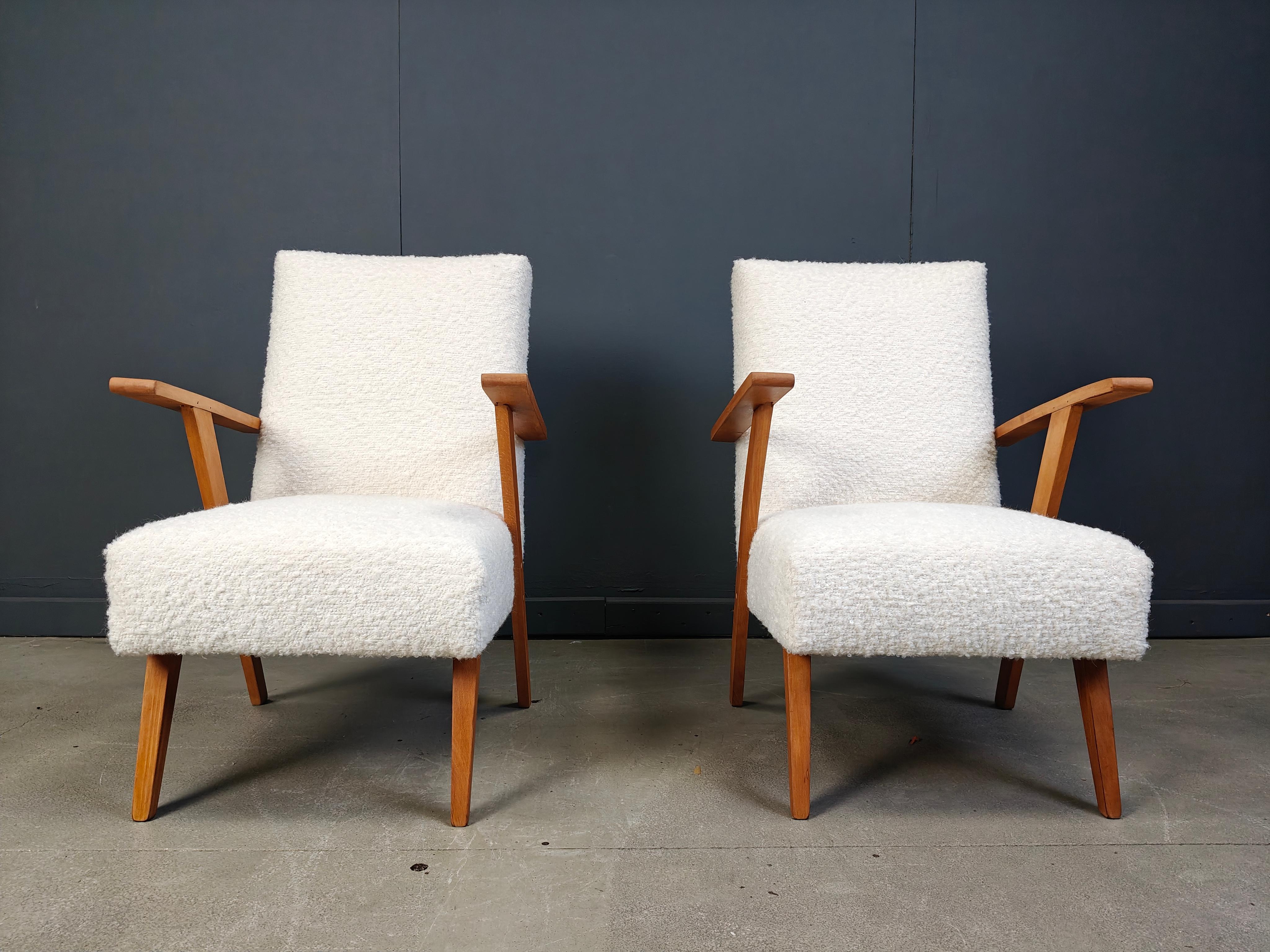 Paire de fauteuils hollandais du milieu du siècle, 1960 en vente 7