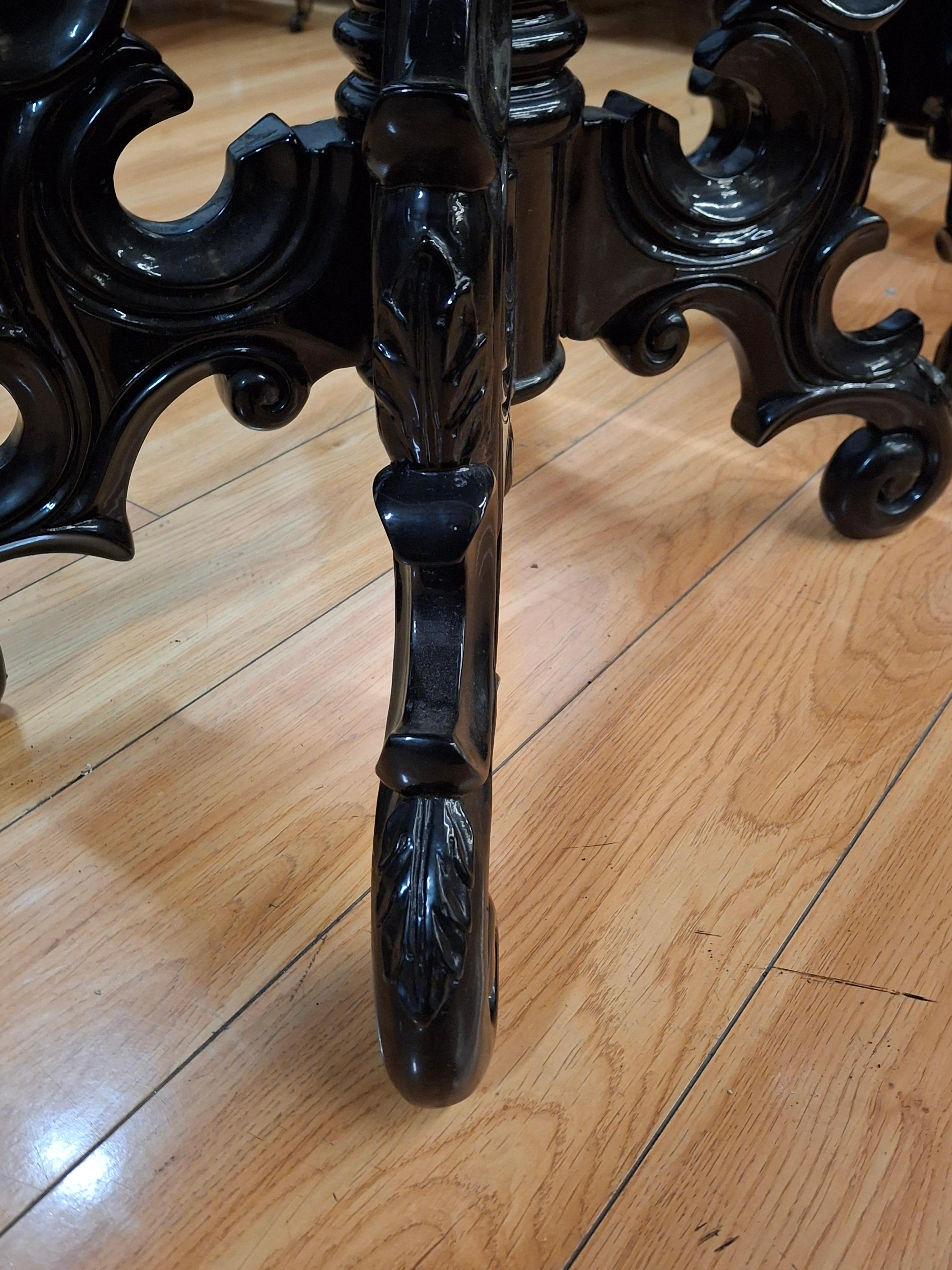 Paire de tables d'appoint églomisées avec bases de style Napoleon III en vente 1