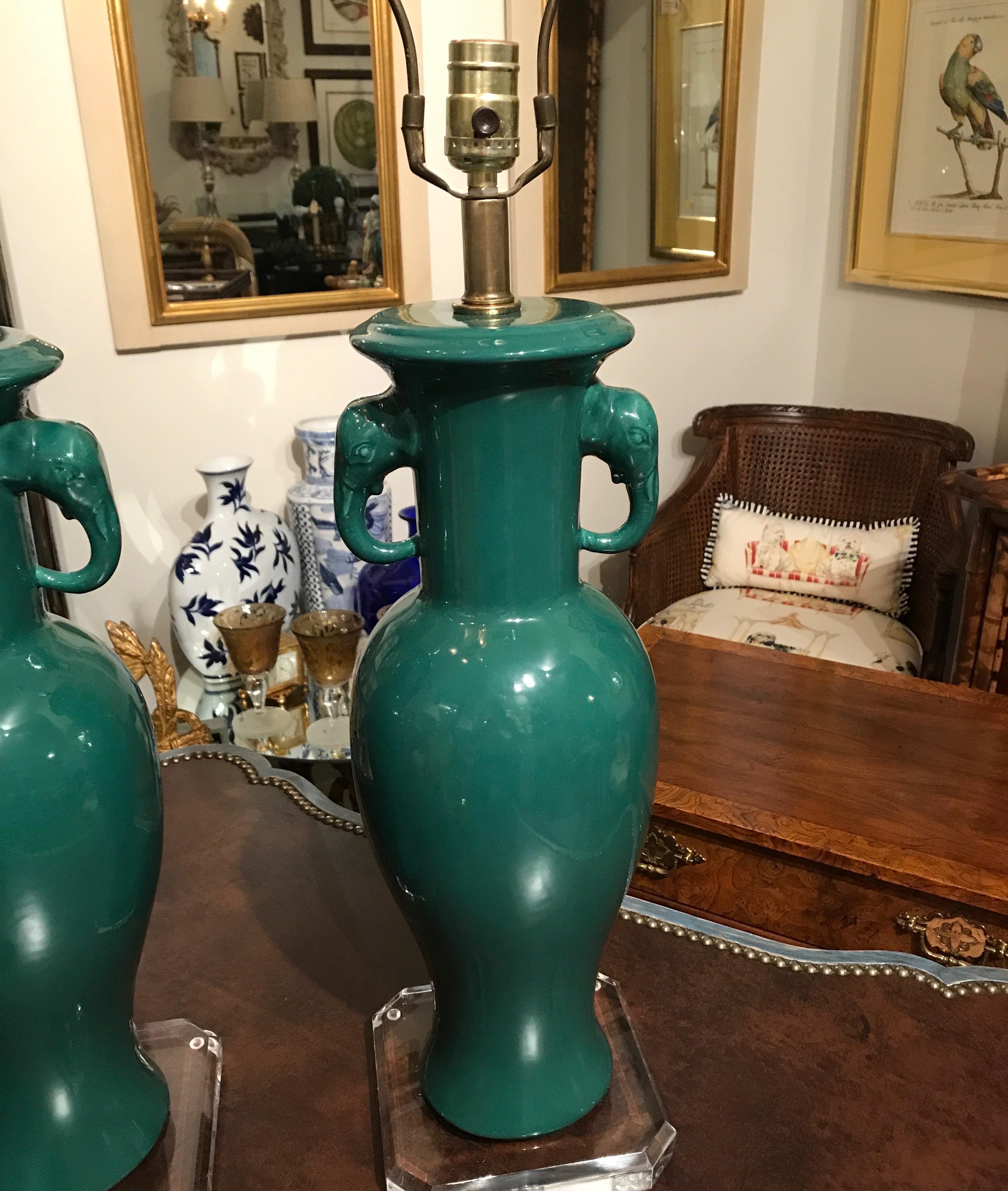 Pair of Midcentury Elephant Glazed Pottery Lamps In Good Condition In West Palm Beach, FL