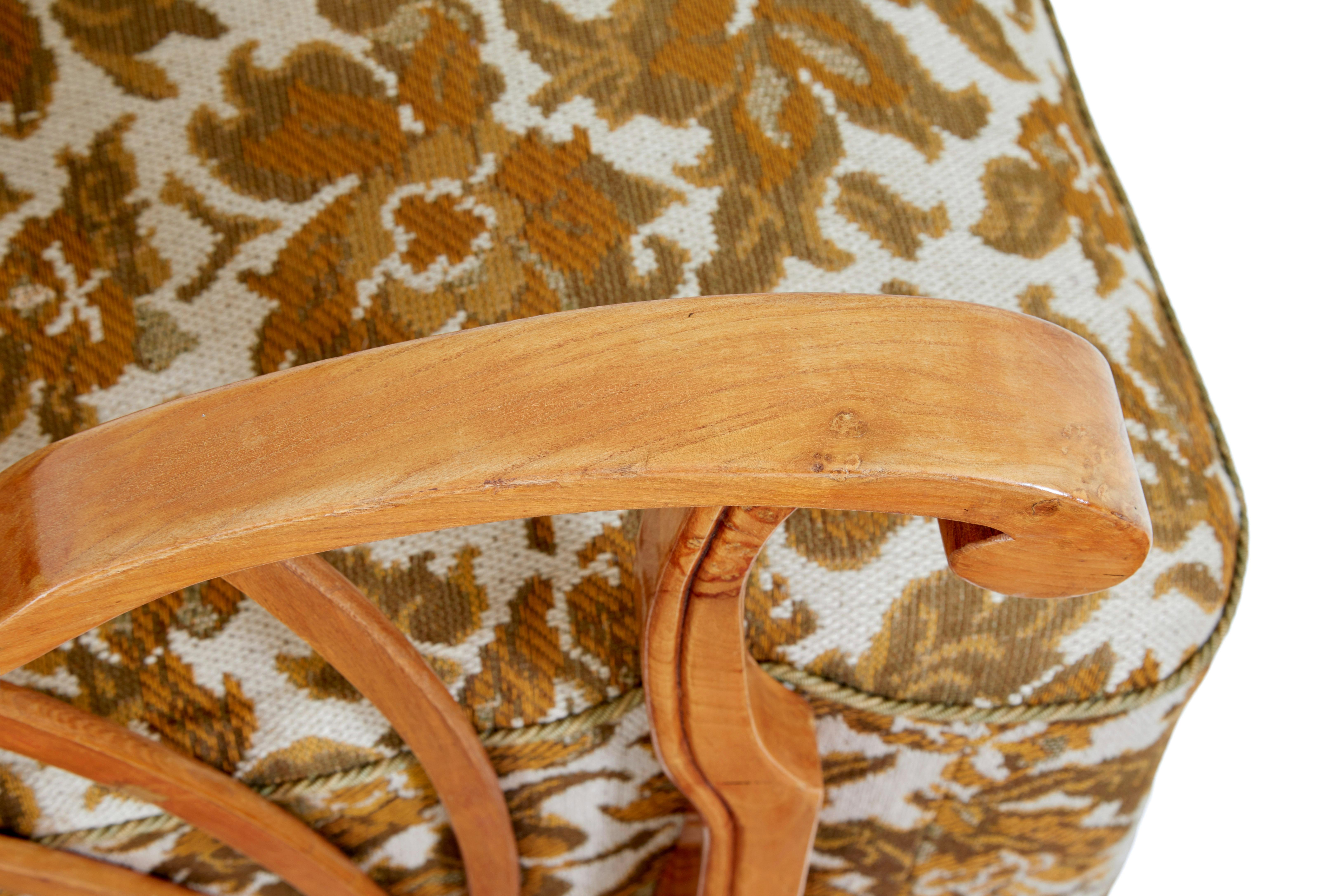 Paar skandinavische Ulmen-Sessel aus der Mitte des Jahrhunderts (Handgefertigt) im Angebot