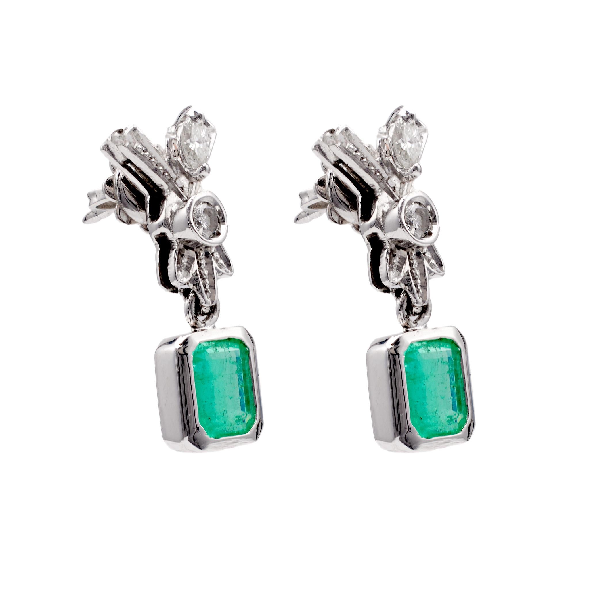 Women's or Men's Pair of Mid-Century Emerald and Diamond Platinum Drop Earrings For Sale