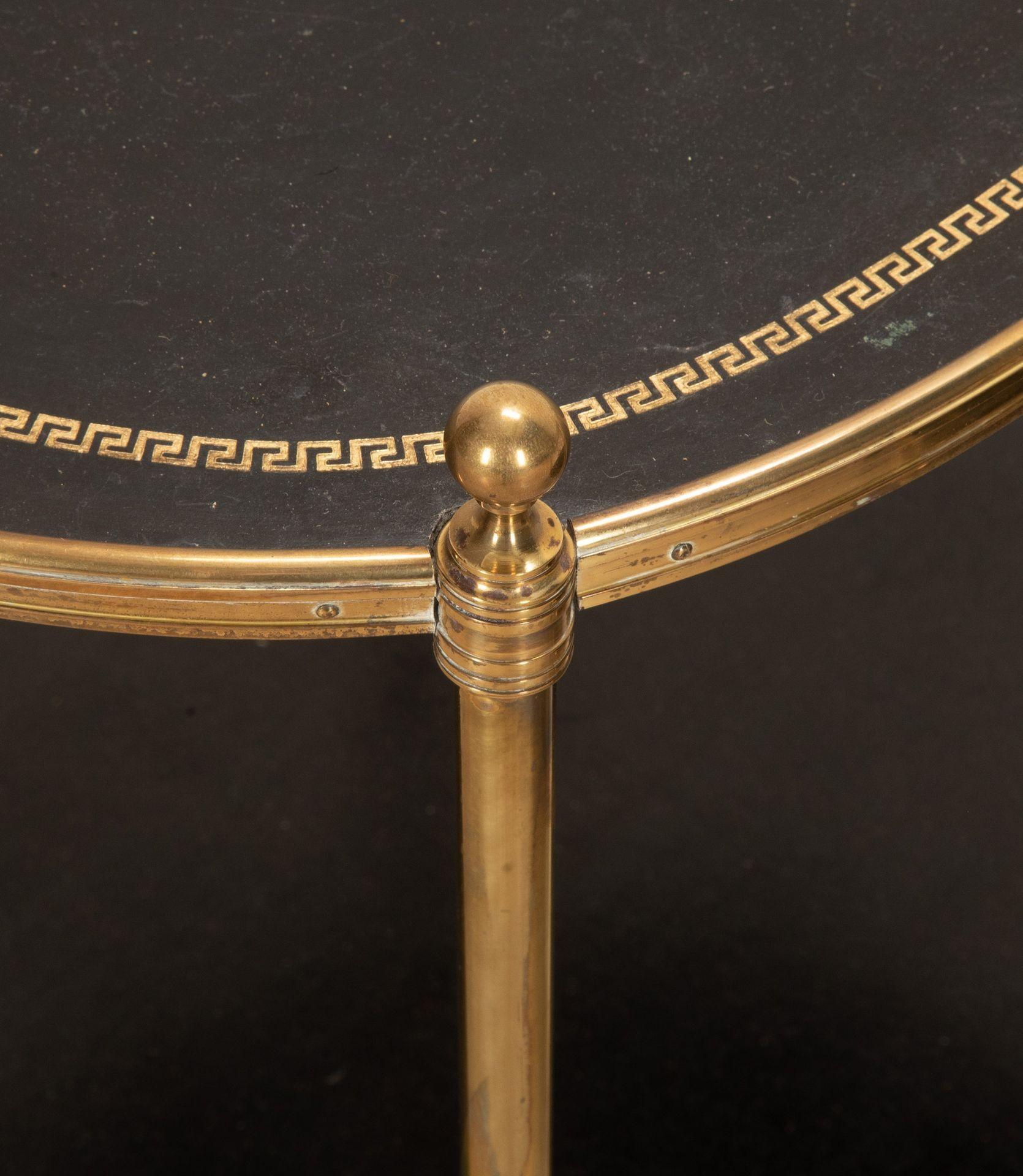 Pair of Mid-Century English Mallet Brass Two Tier Side Tables For Sale 5