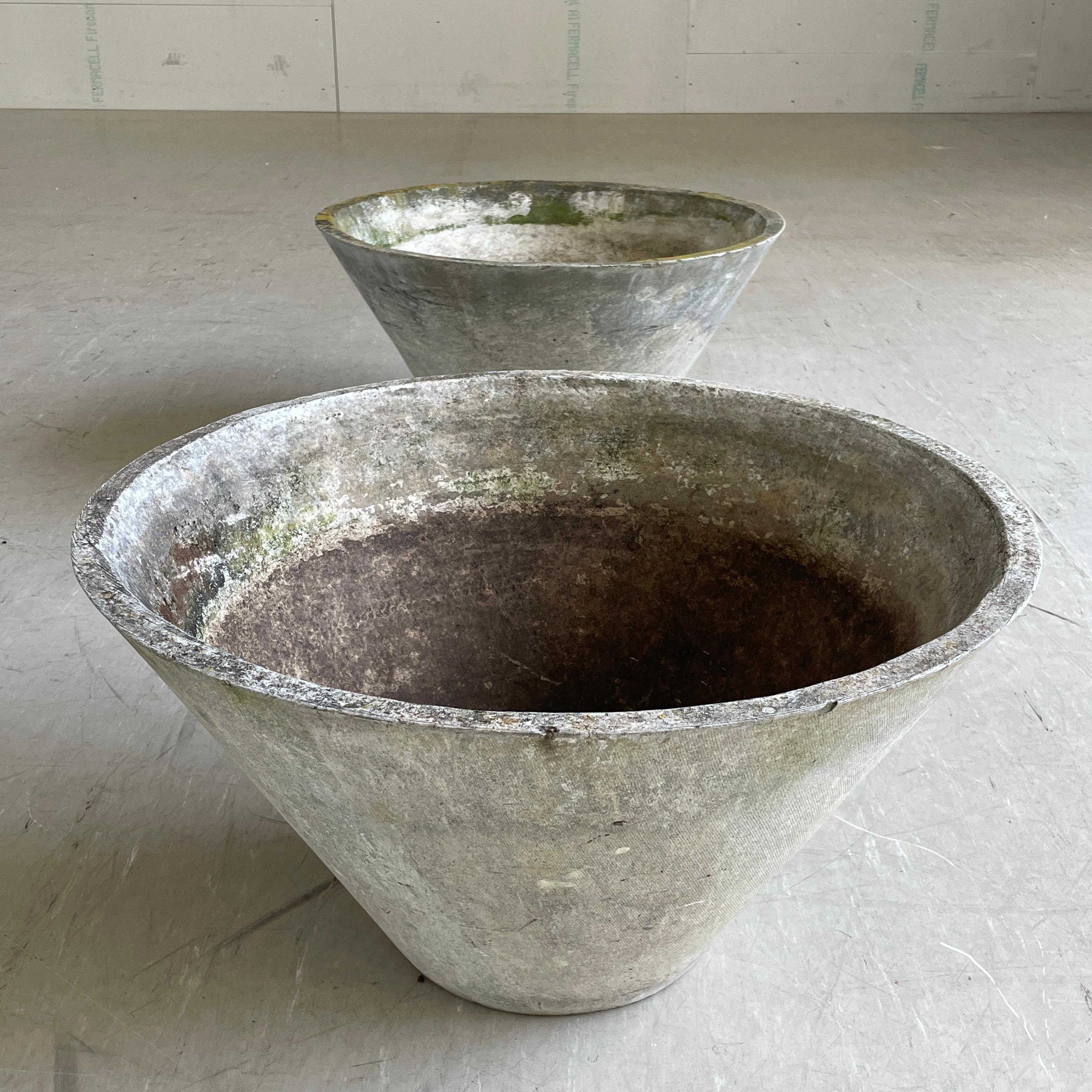 Pair of Mid Century Eternit Conical Planters by Willy Guhl For Sale 6