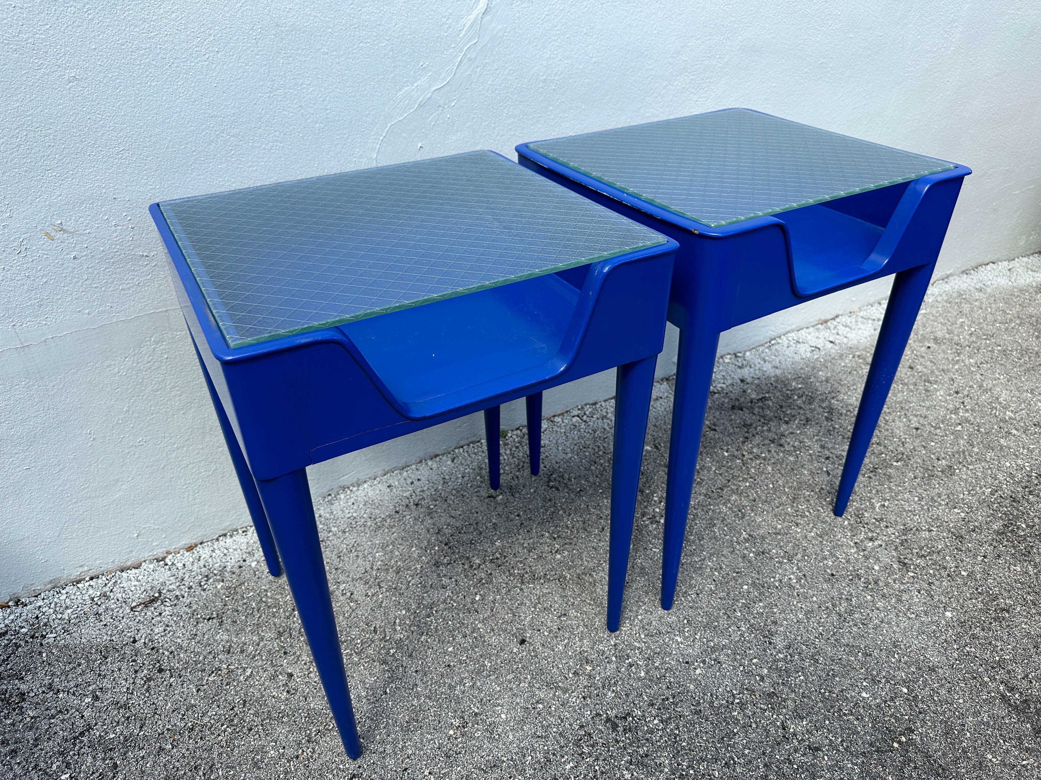 Painted Pair of Midcentury European Open Shelf Side Tables For Sale