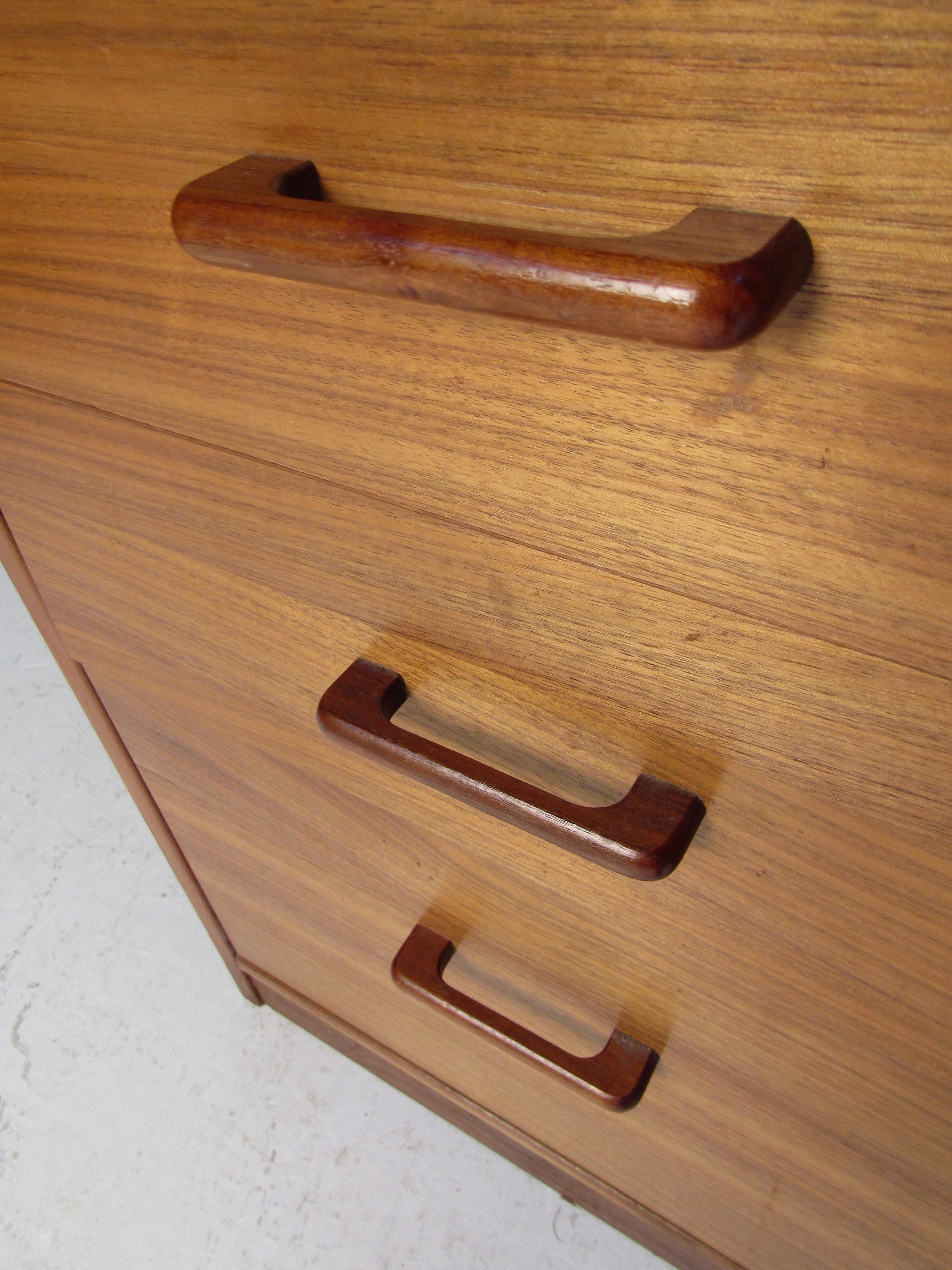 Mid-20th Century Pair of Midcentury File Cabinets