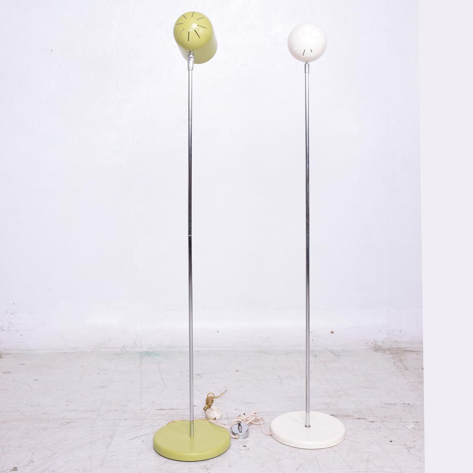 Mid-20th Century Pair of Mid-Century Floor Lamps Robert Sonneman