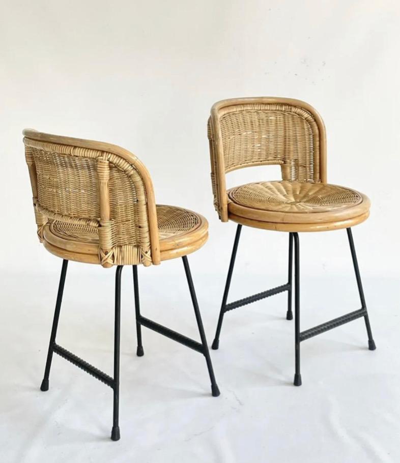 Pareja de sillas de bambú, ratán y hierro estilo Franco Albini de mediados de siglo Metalistería en venta