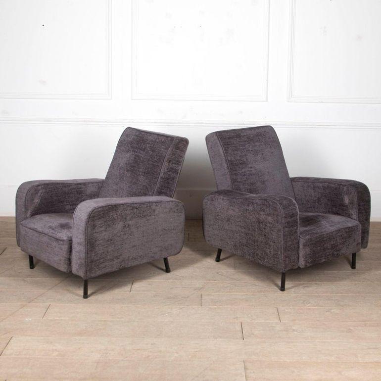 Mid-Century Modern Pair of Mid-Century French Airborne Armchairs attributed to Pierre Guariche For Sale