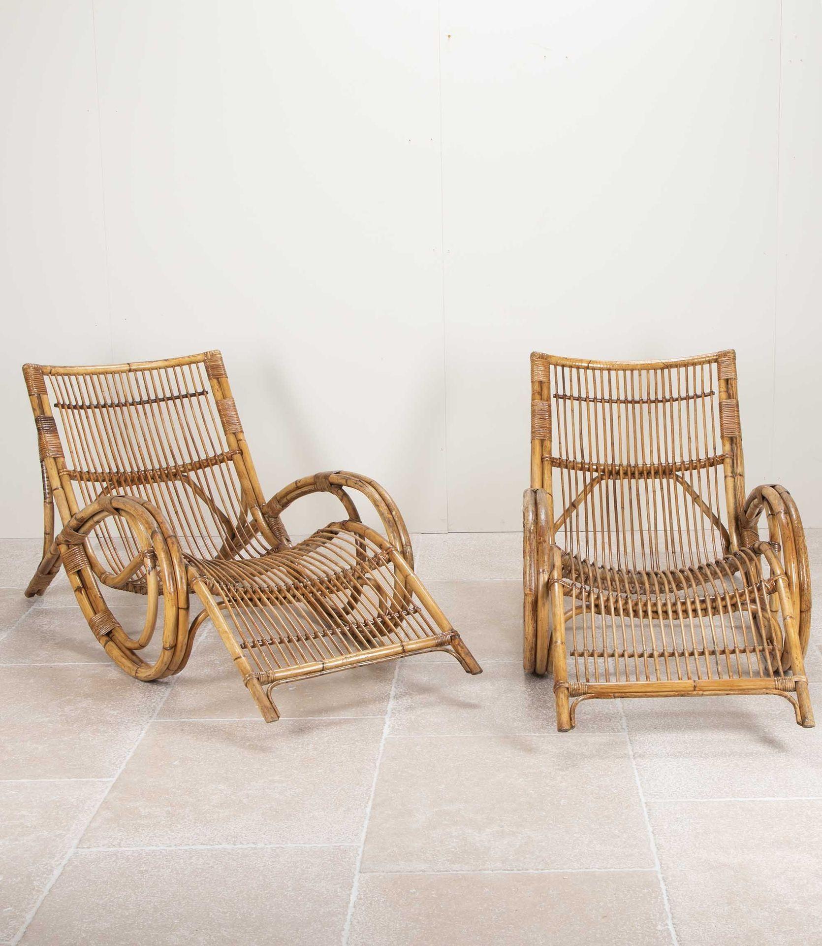 Pair of Mid-Century French Bamboo Loungers Moderno de mediados de siglo