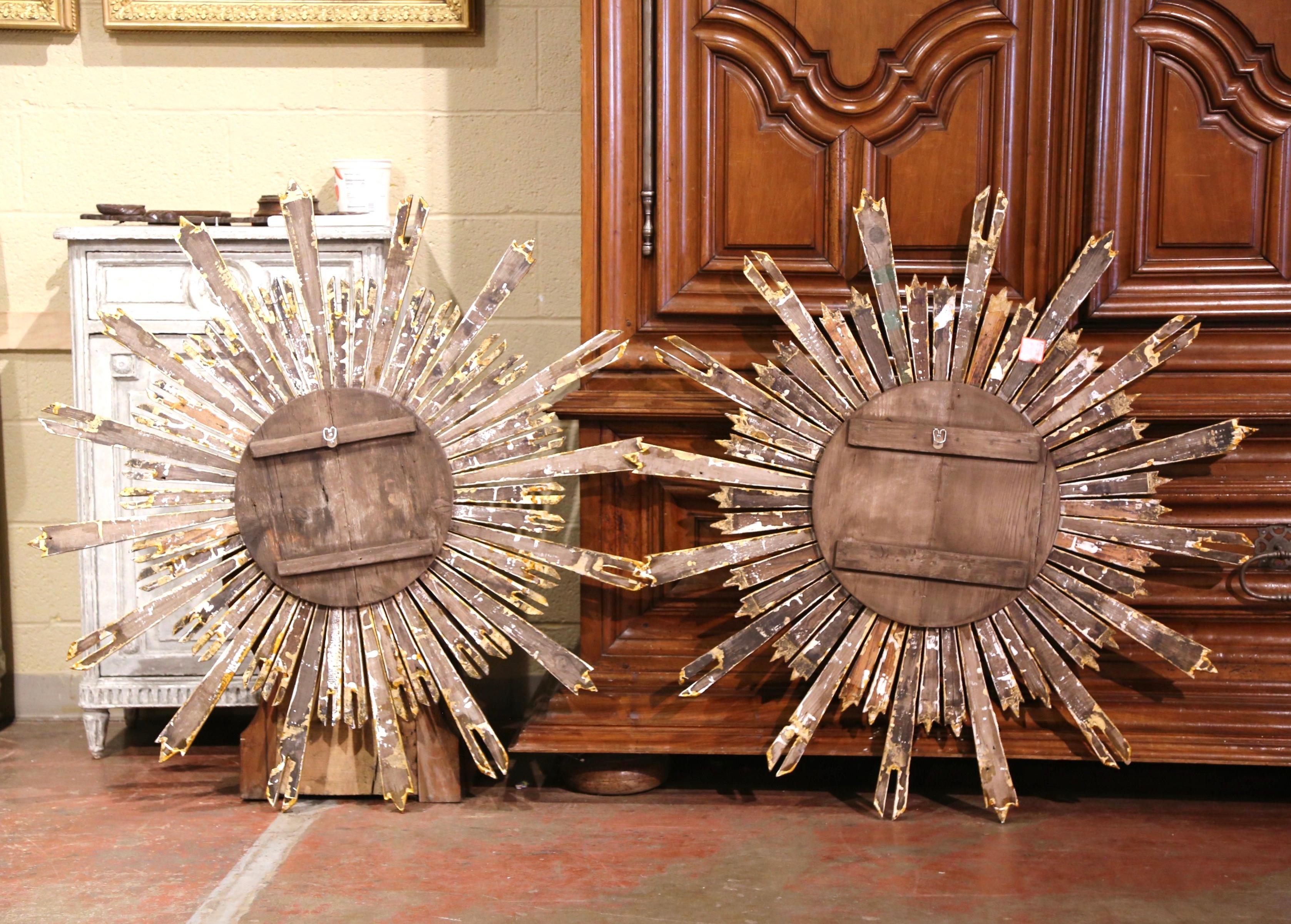 Pair of Mid-Century French Carved Giltwood Sunburst Mirrors 4
