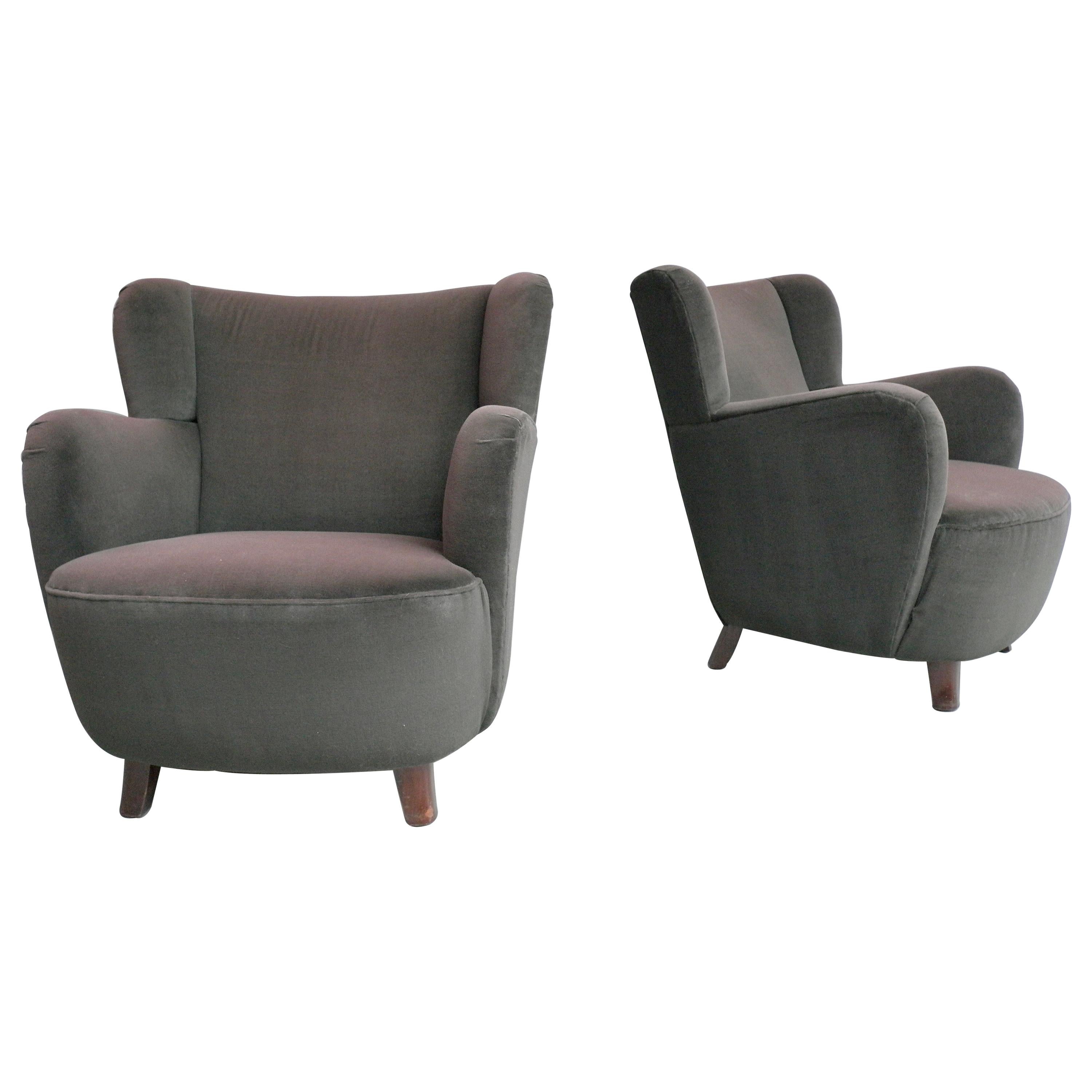 Pair of Midcentury French Club Chairs in Brown Eggplant Glow Velvet