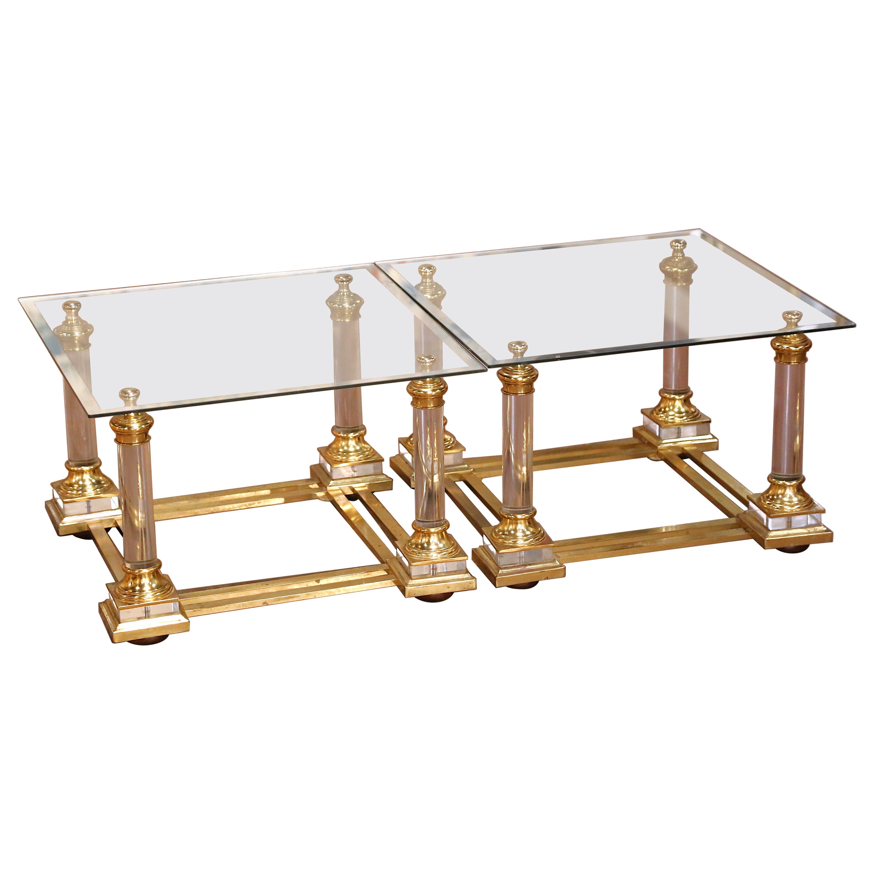 Pair of Mid-Century French Hollywood Regency Acrylic and Brass Side Tables For Sale