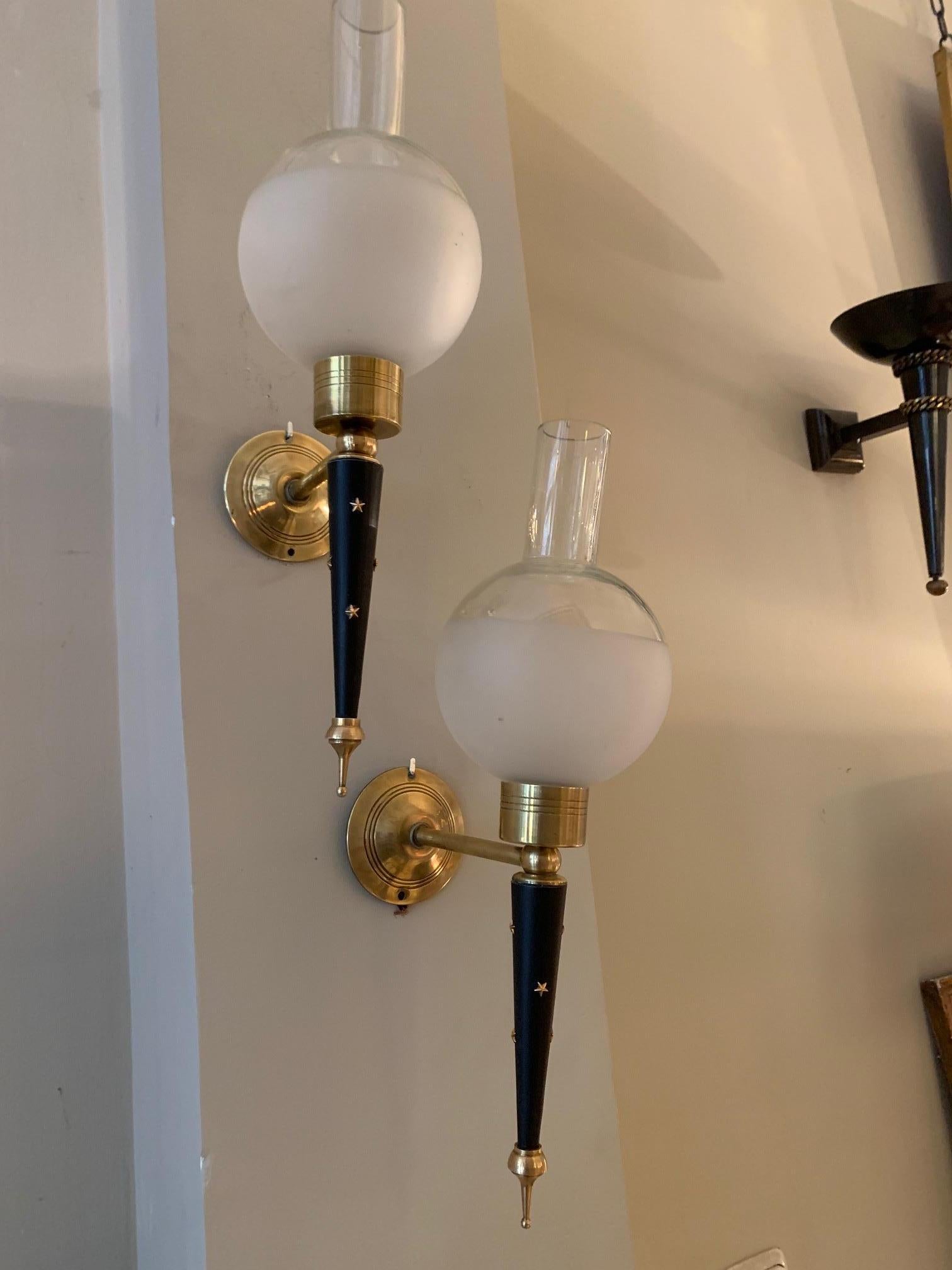 Pair of Midcentury French Lacquered Metal and Brass Wall Sconces, 1950 2