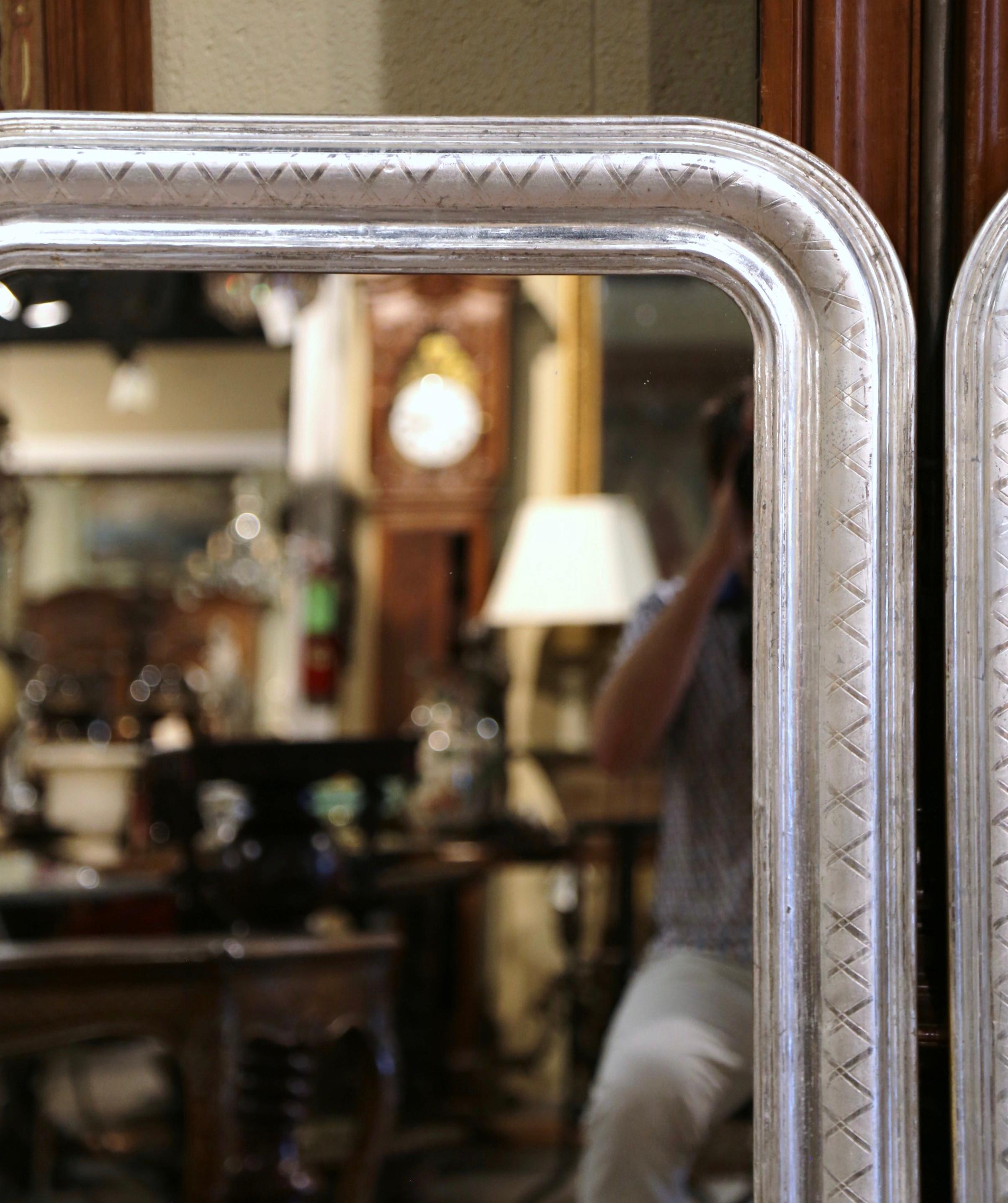 Pair of Mid Century French Louis Philippe Silver Leaf Wall Mirrors  In Excellent Condition For Sale In Dallas, TX
