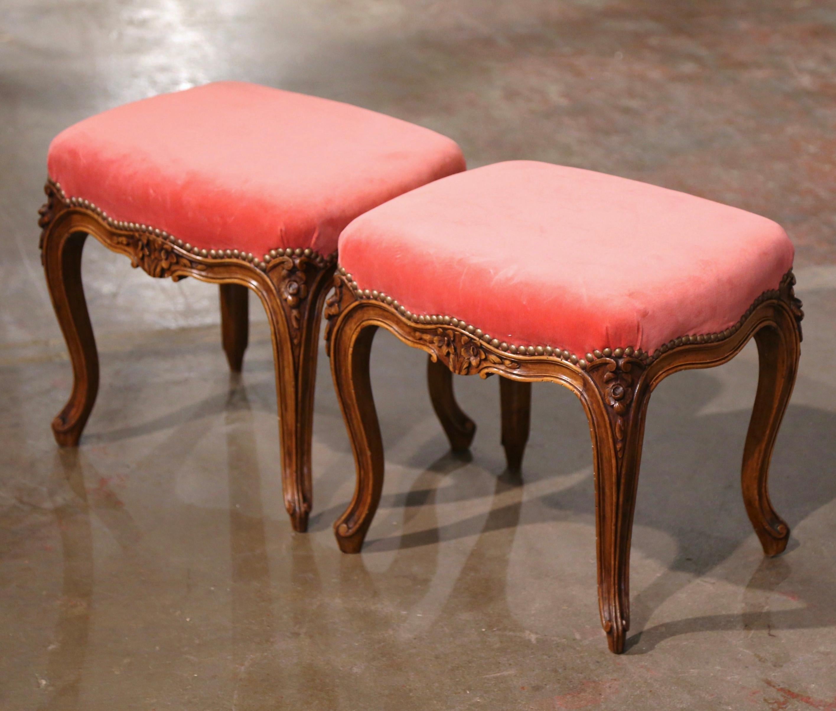 Pair of Mid-Century French Louis XV Carved Walnut Stools with Velvet Upholstery 1