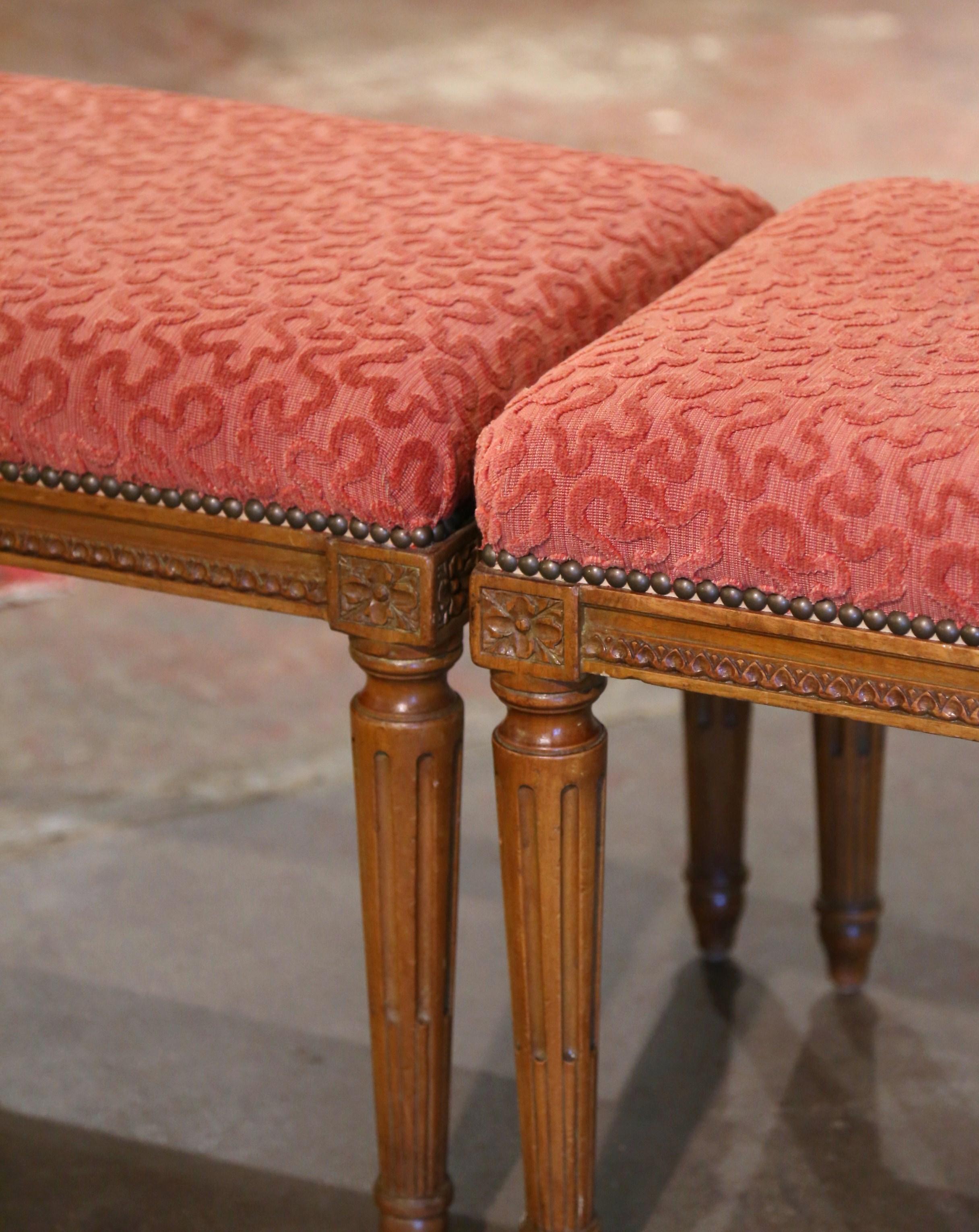 Pair of Mid-Century French Louis XVI Carved Walnut Stools with Red Upholstery In Excellent Condition In Dallas, TX