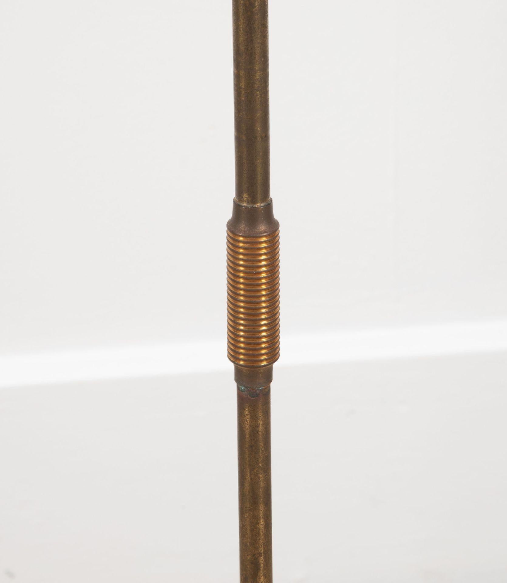 Mid-Century moderno Coppia di lampade da terra francesi di metà secolo della Maison Arlus in vendita