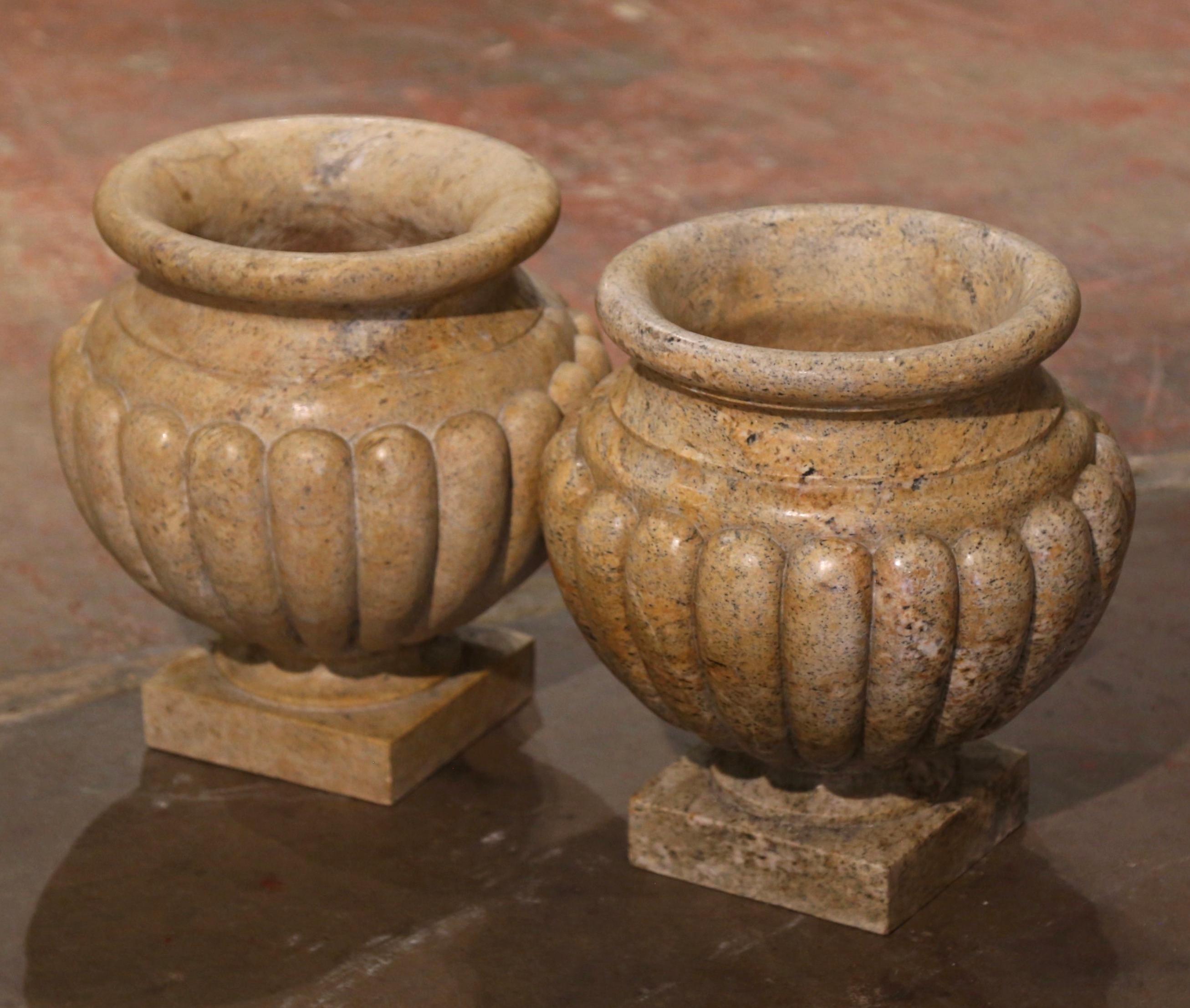 Pair of Mid-Century French Neoclassical Carved Marble Flute Garden Urns Planters For Sale 2