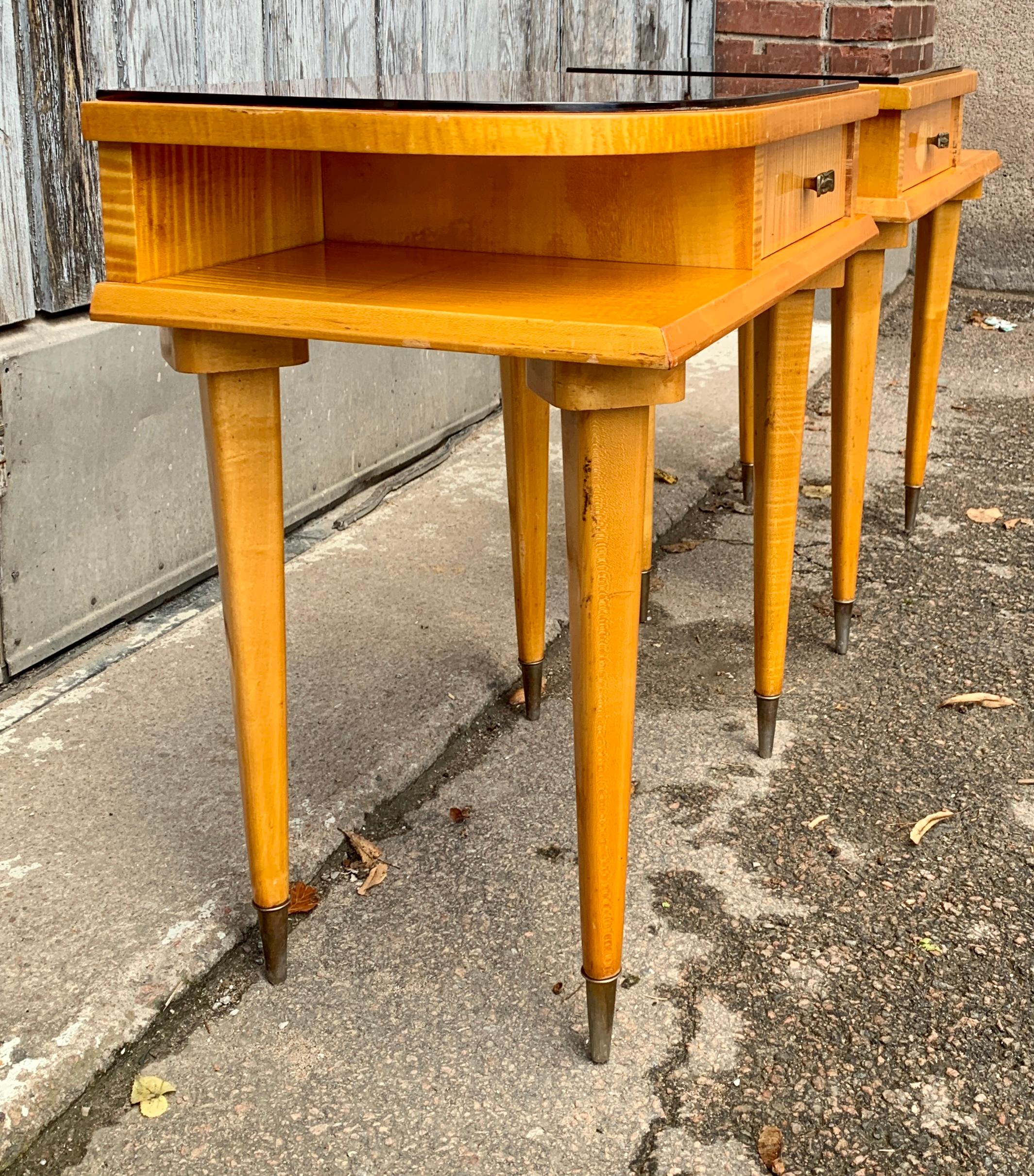 Pair of Mid-Century French Nightstands In Birch Wood For Sale 8