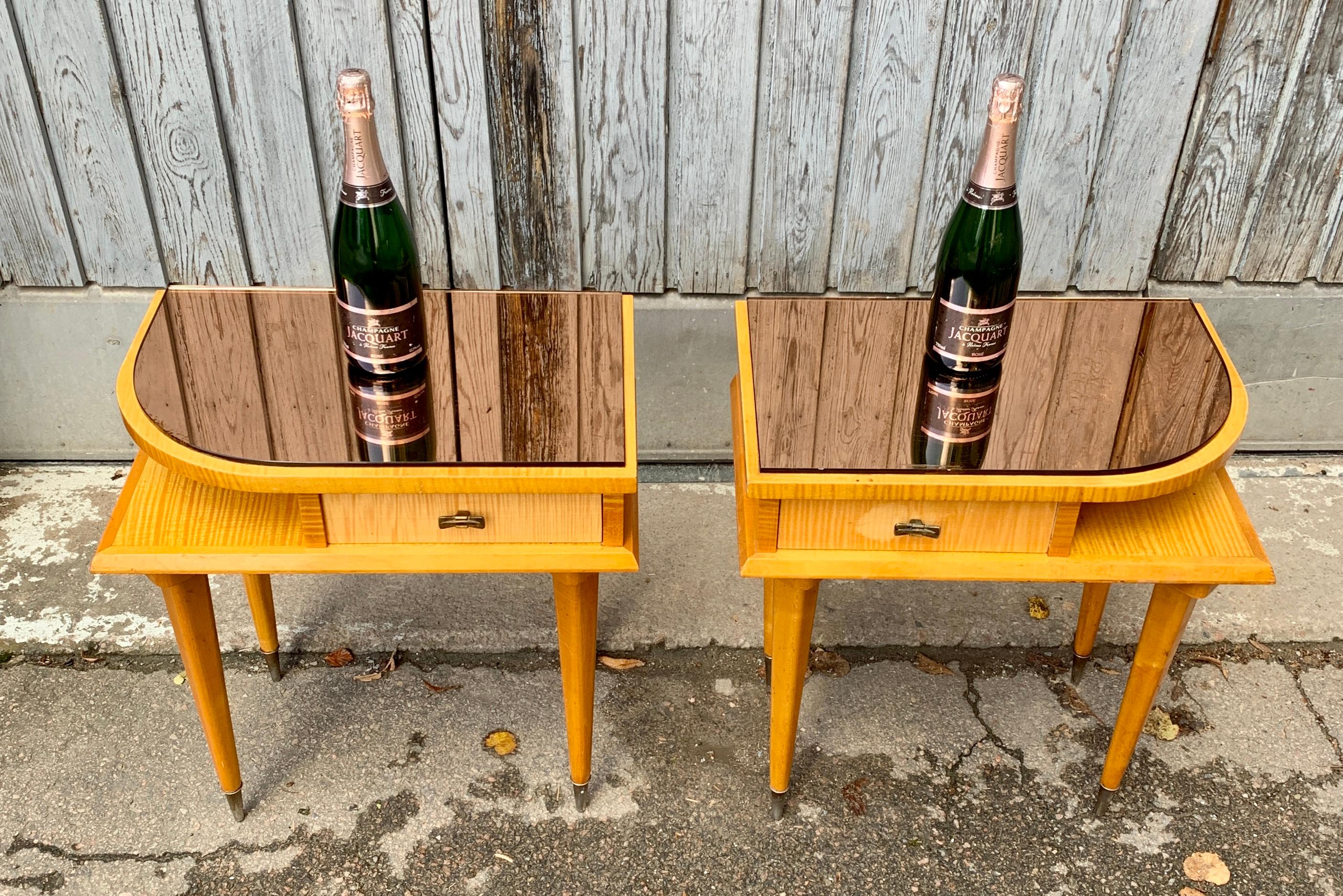 Pair of Mid-Century French Nightstands In Birch Wood For Sale 2