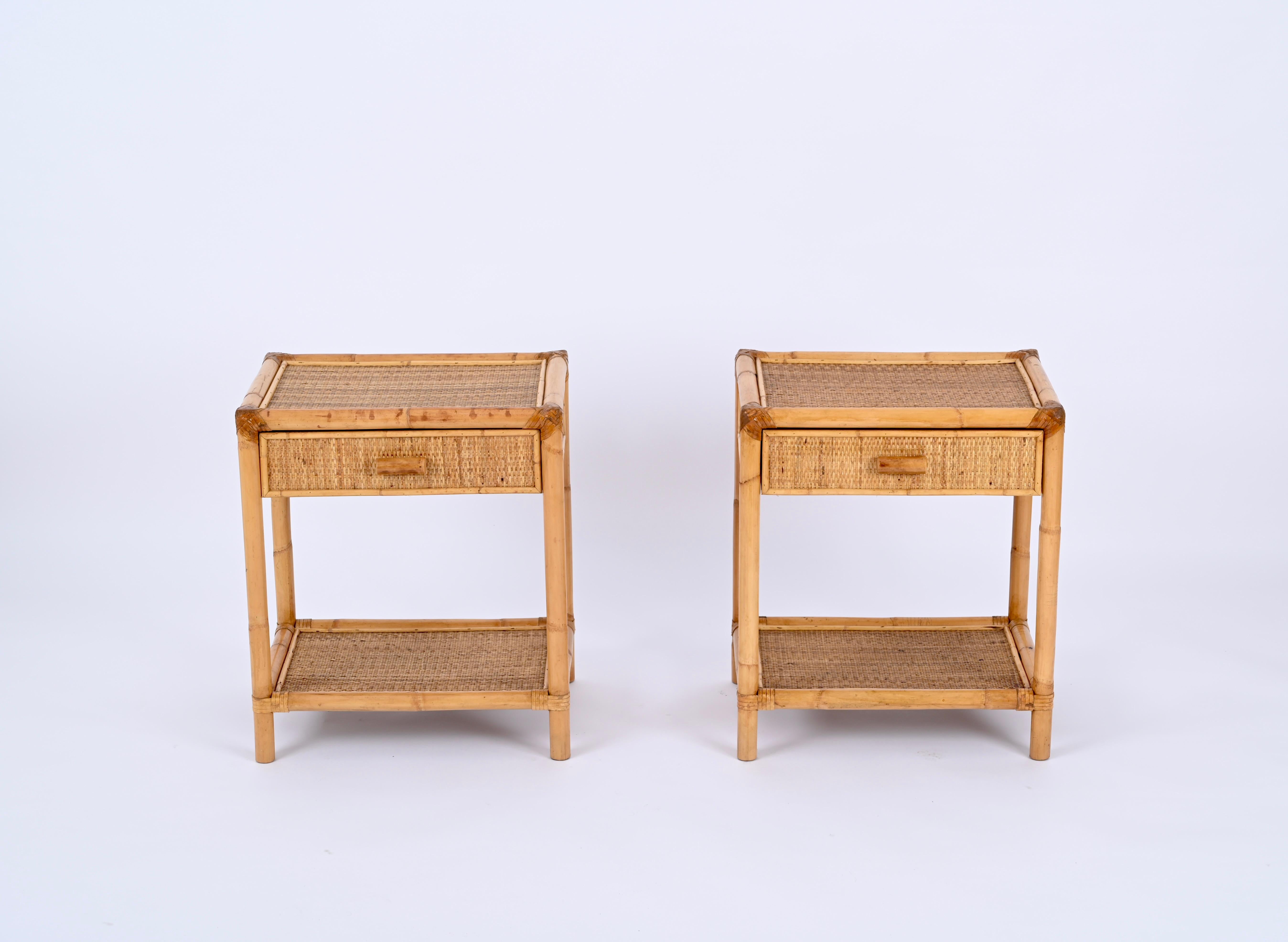 Hand-Crafted Pair of Mid-Century French Riviera Nightstands in Bamboo and Rattan, Italy 1970s
