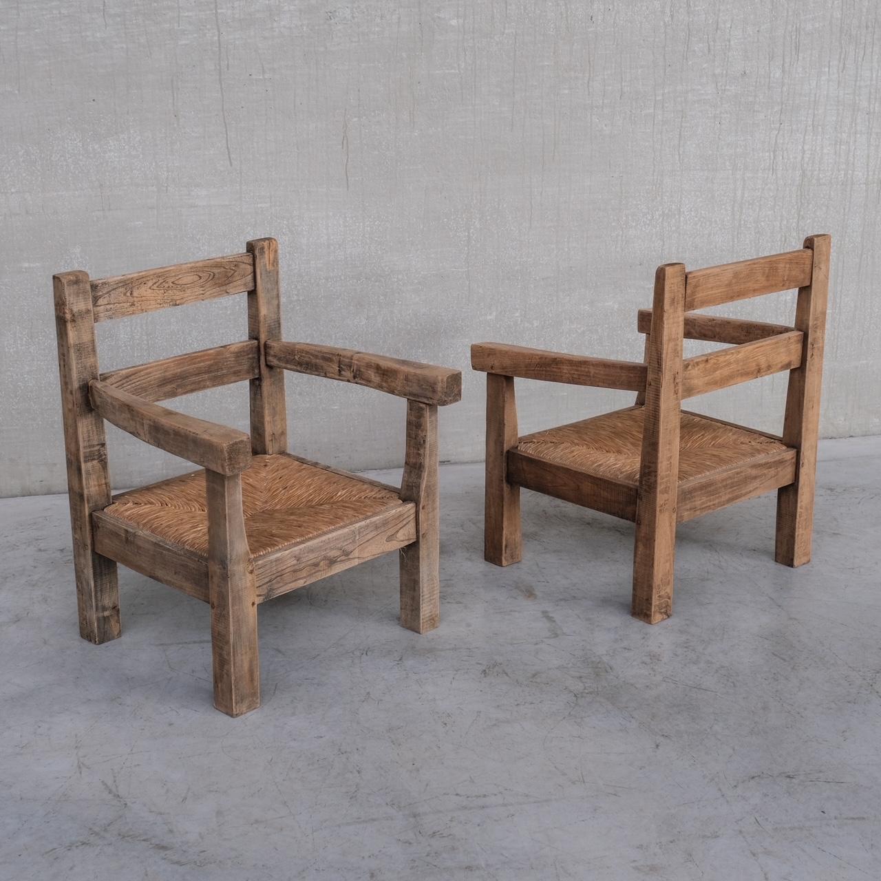 Pair of Mid-Century French Rush Primitive Oak Armchairs For Sale 5