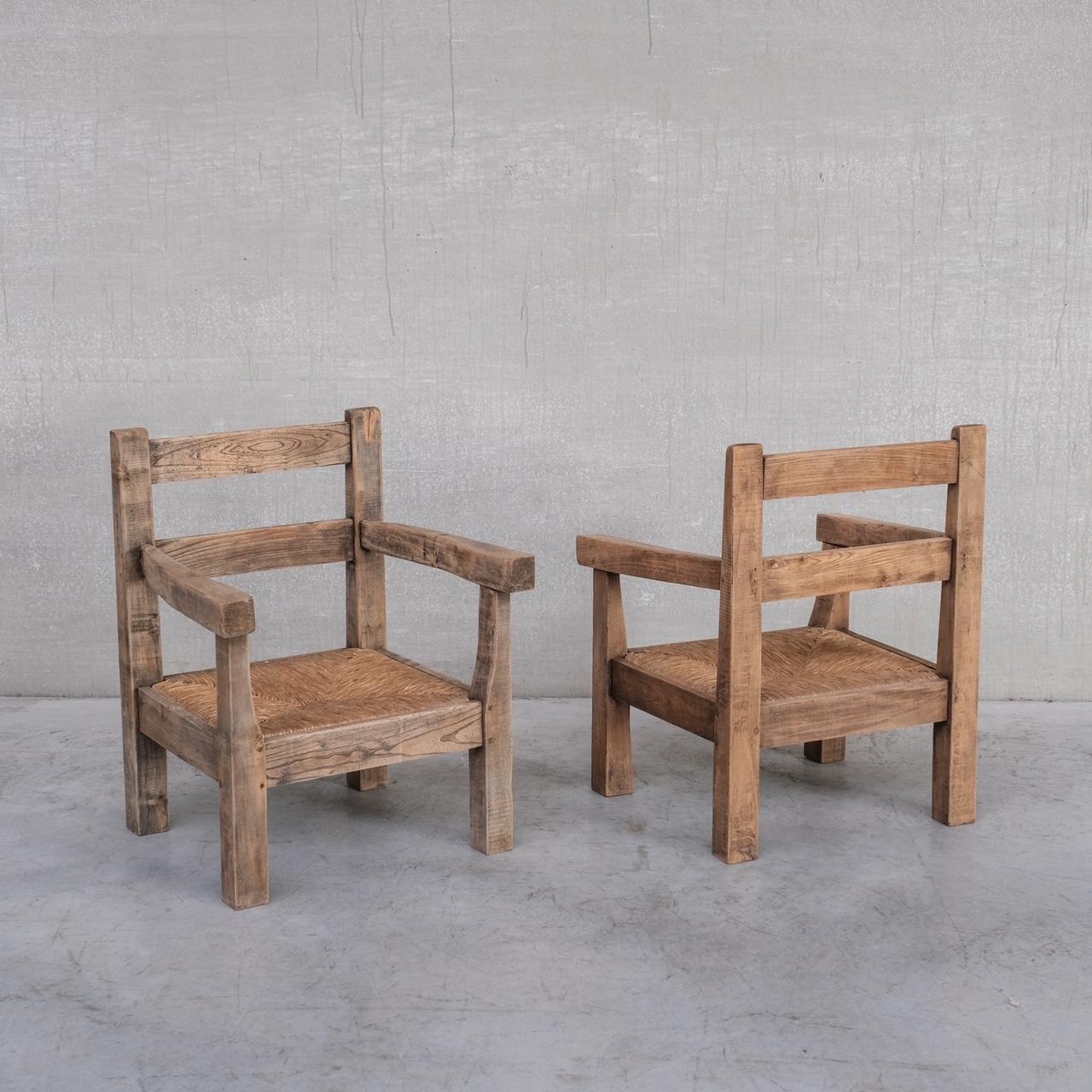 Pair of Mid-Century French Rush Primitive Oak Armchairs For Sale 4