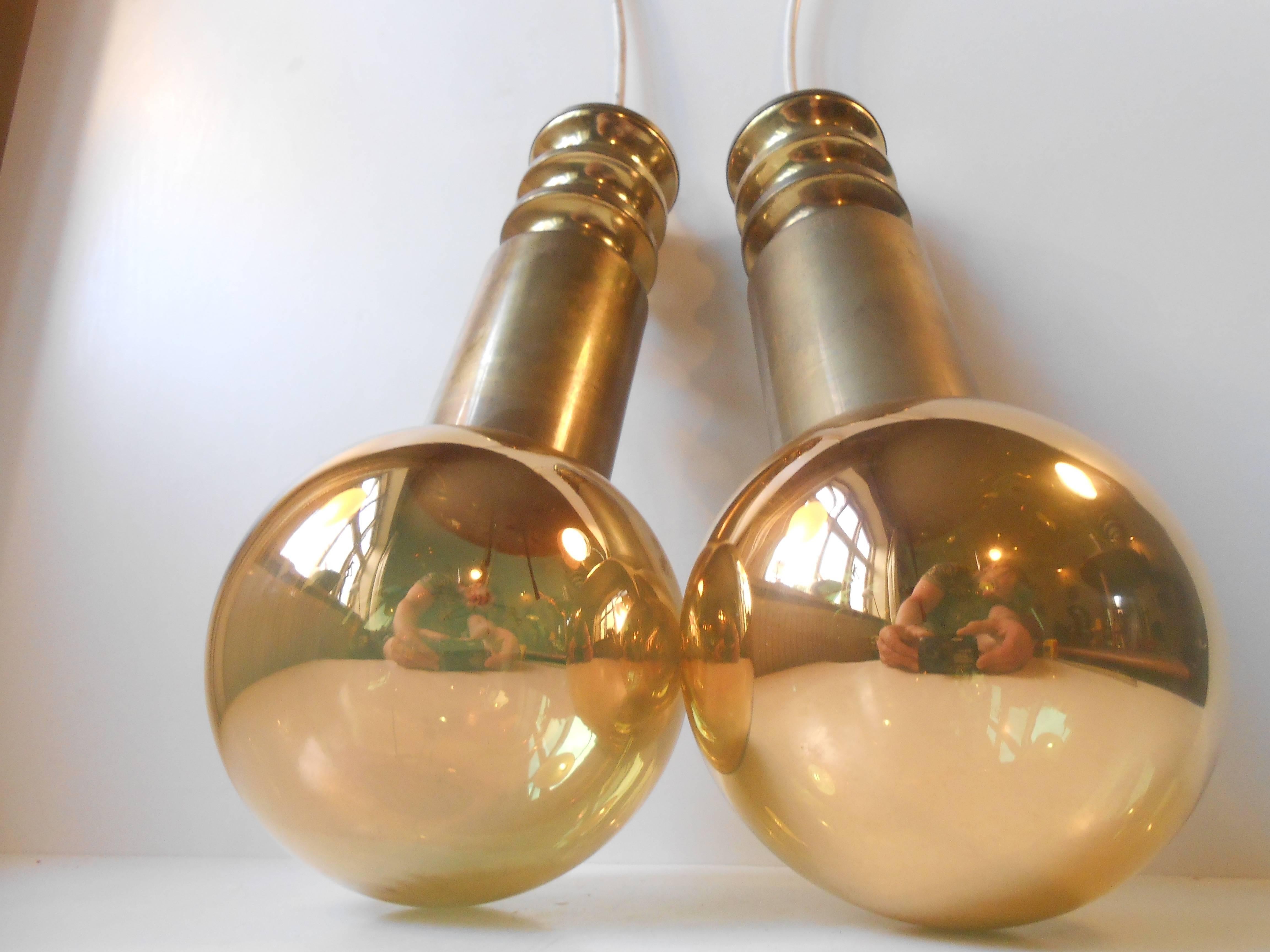 Mid-Century Modern Pair of Midcentury Frimann Pendant Lights with Golden Everlasting Bulbs 'G126' For Sale