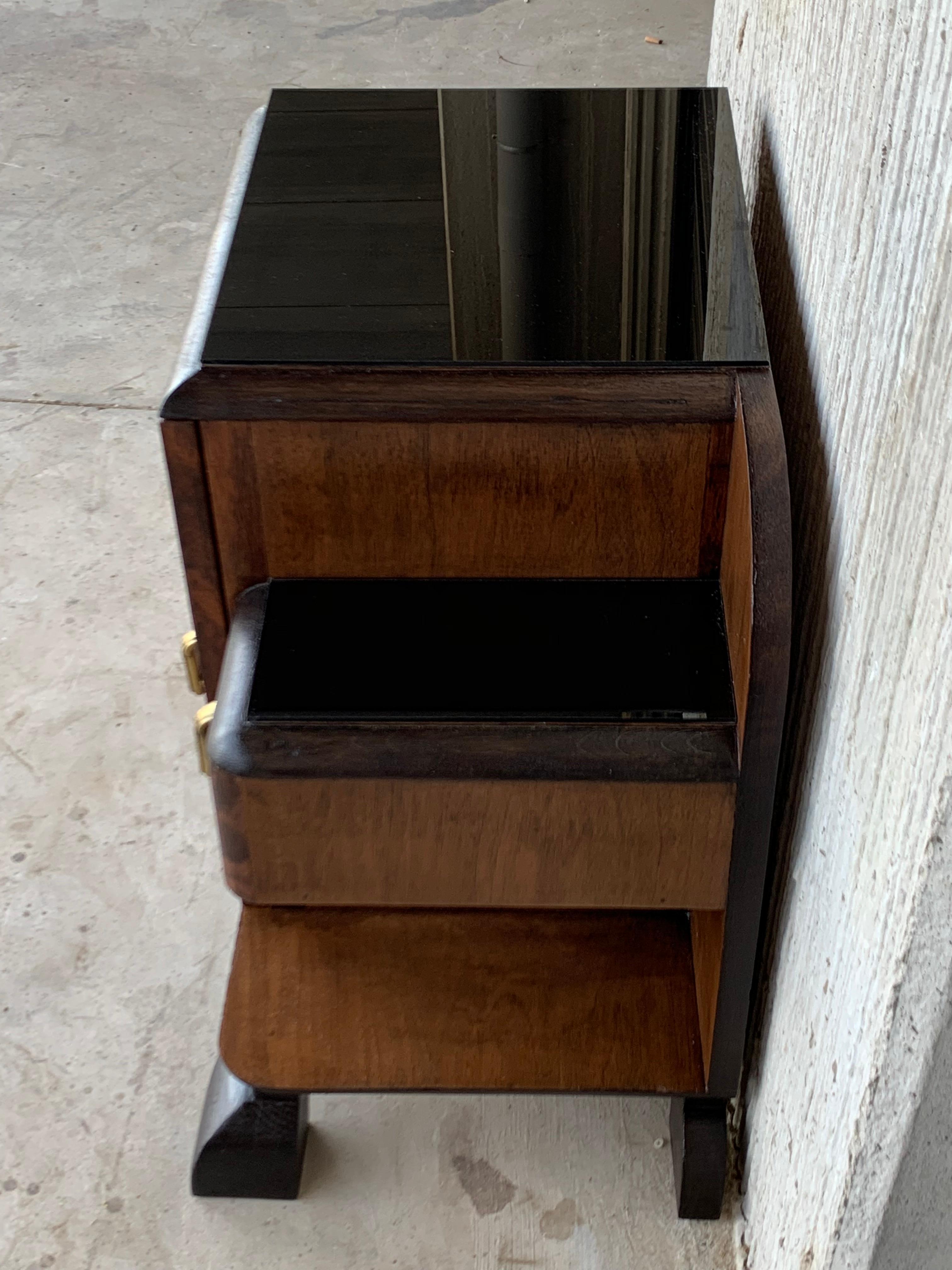Pair of Midcentury Front Nightstands with Original Hardware and Ebonized Base 6