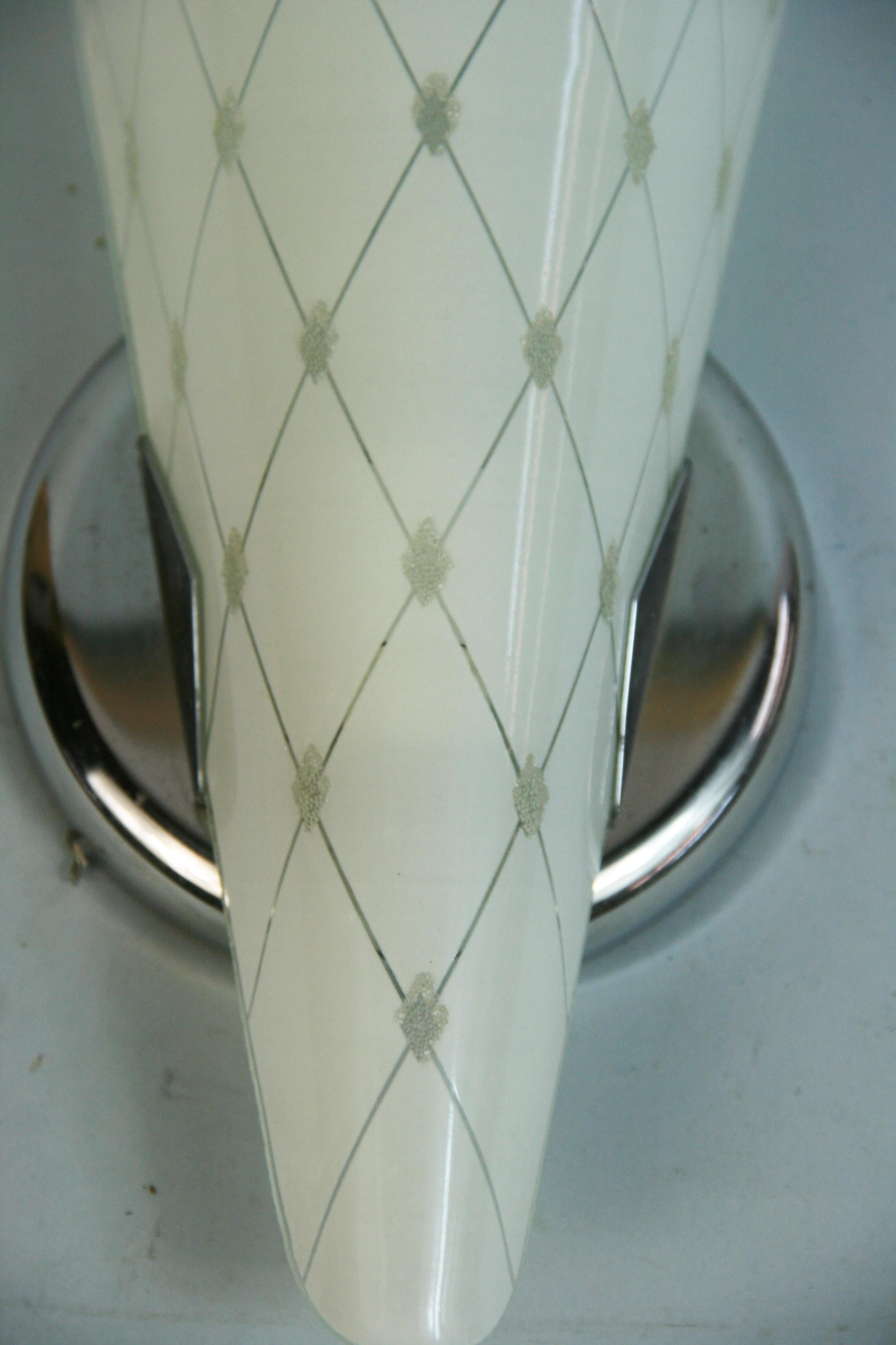 Pair of Mid Century  Frosted Glass Leaf Sconces For Sale 3