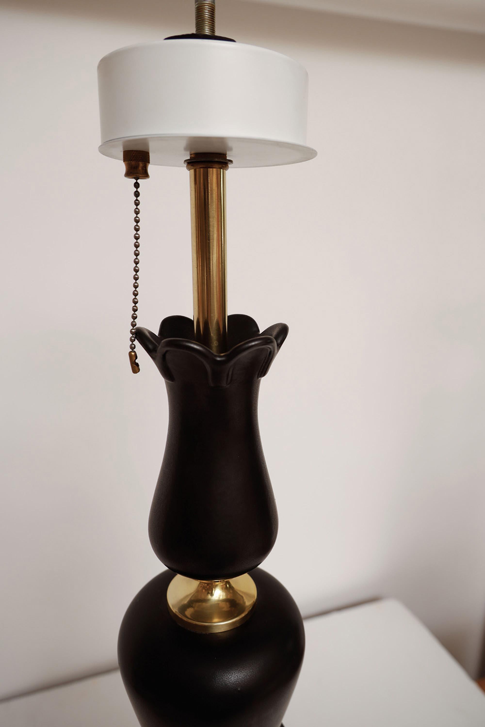Pair of Mid-Century Gerald Thurston Black Ceramic Table Lamps For Sale 5