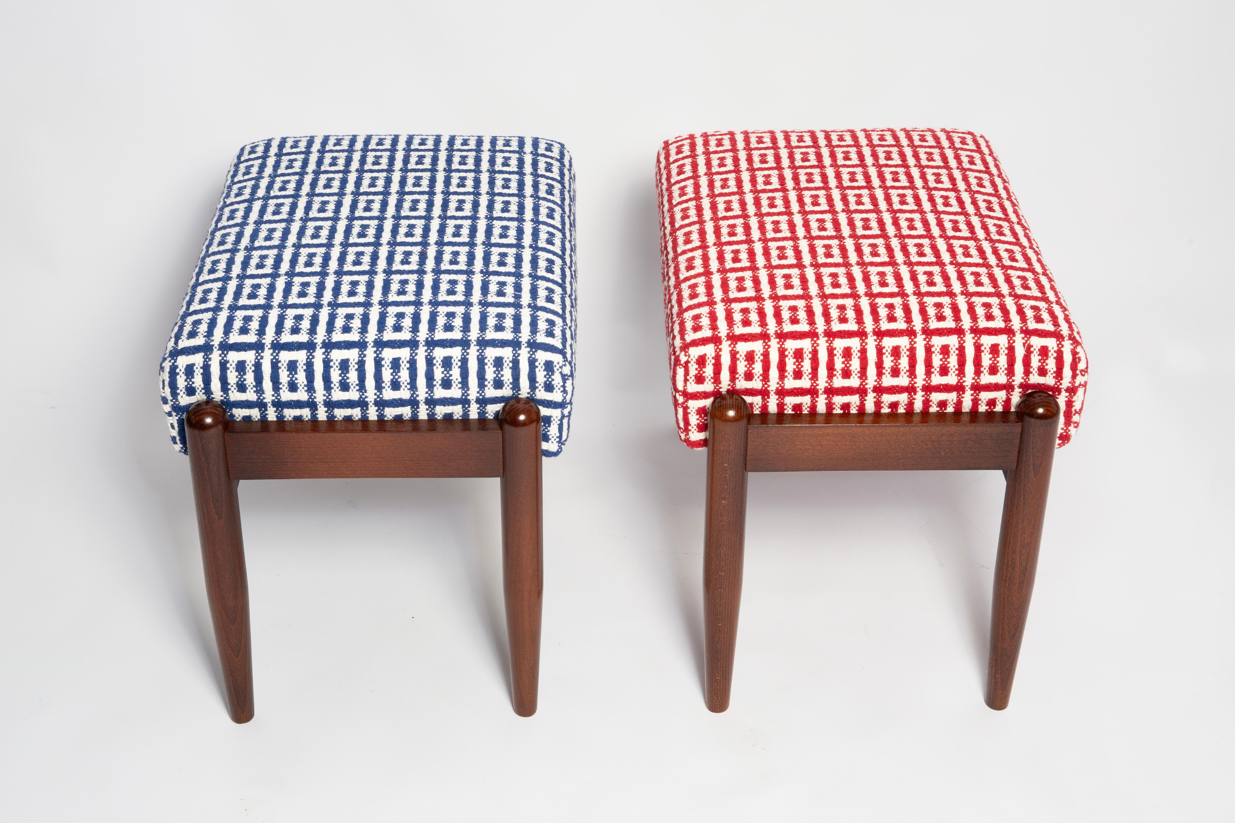 Tessile Coppia di sgabelli GFM di metà secolo in tweed jacquard Dedar, E. Homa, Europa, anni '60 in vendita