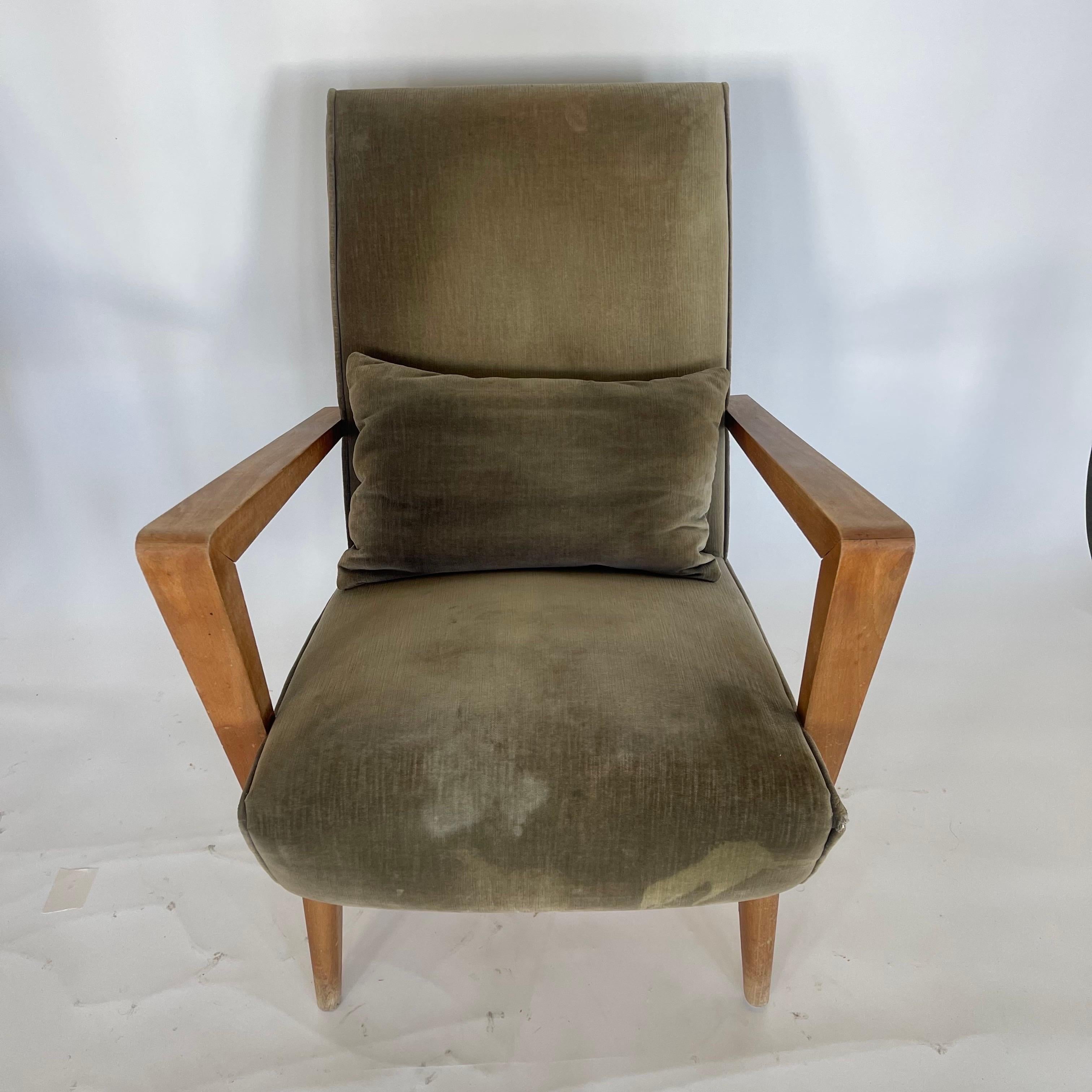 Pareja de sillones italianos de terciopelo estilo Gio Ponti de mediados de siglo, Italia, años 60 2