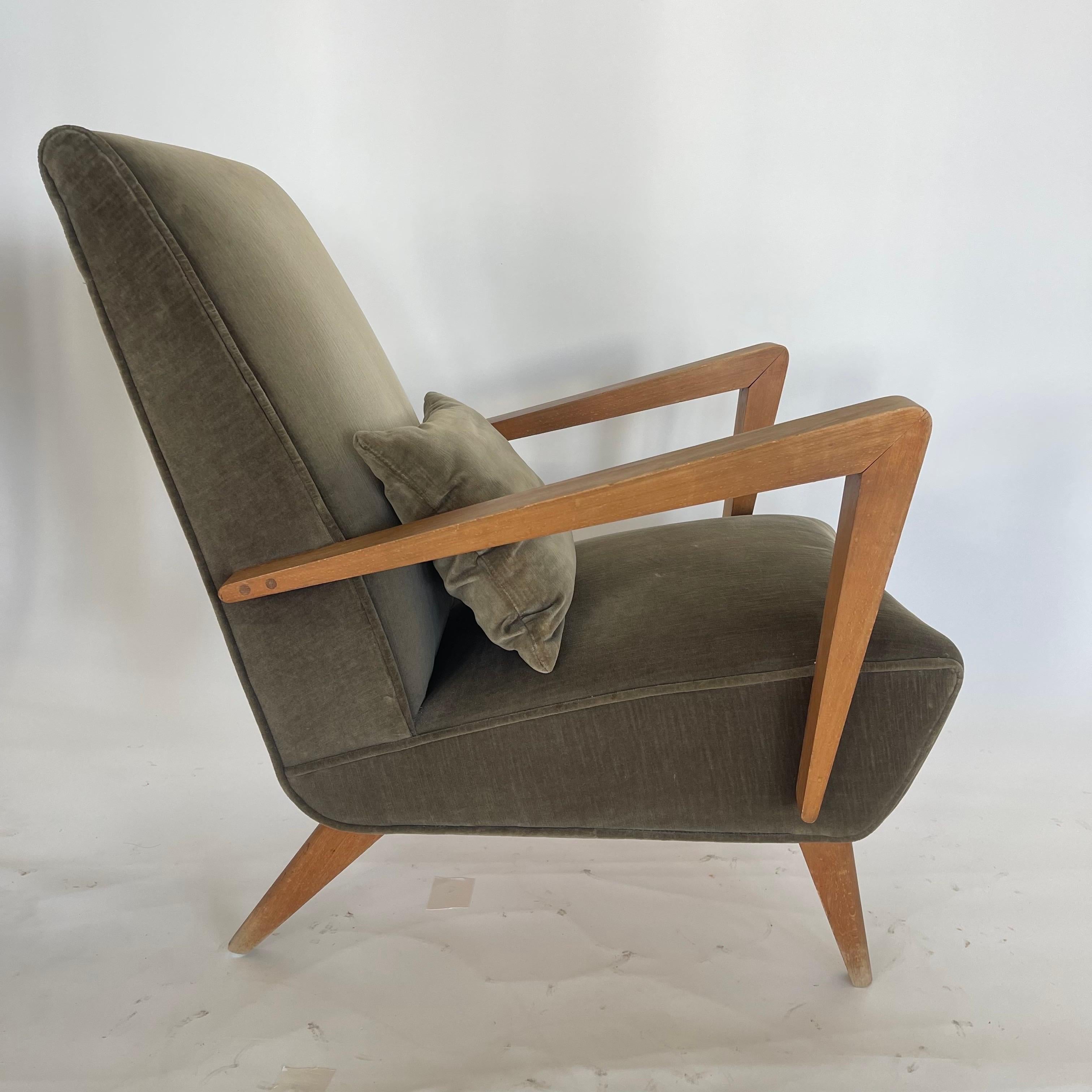 Pareja de sillones italianos de terciopelo estilo Gio Ponti de mediados de siglo, Italia, años 60 4