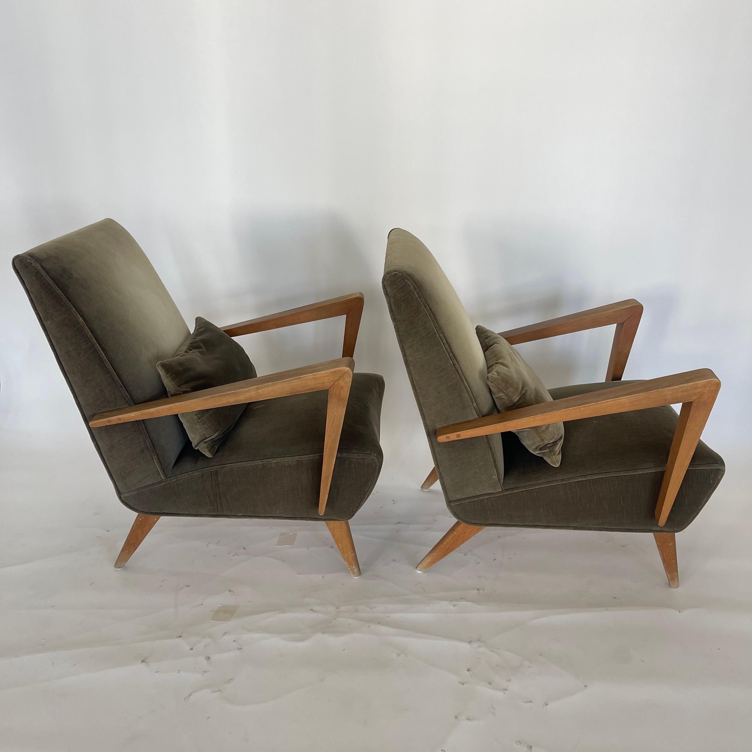 Pareja de sillones italianos de terciopelo estilo Gio Ponti de mediados de siglo, Italia, años 60 Italiano