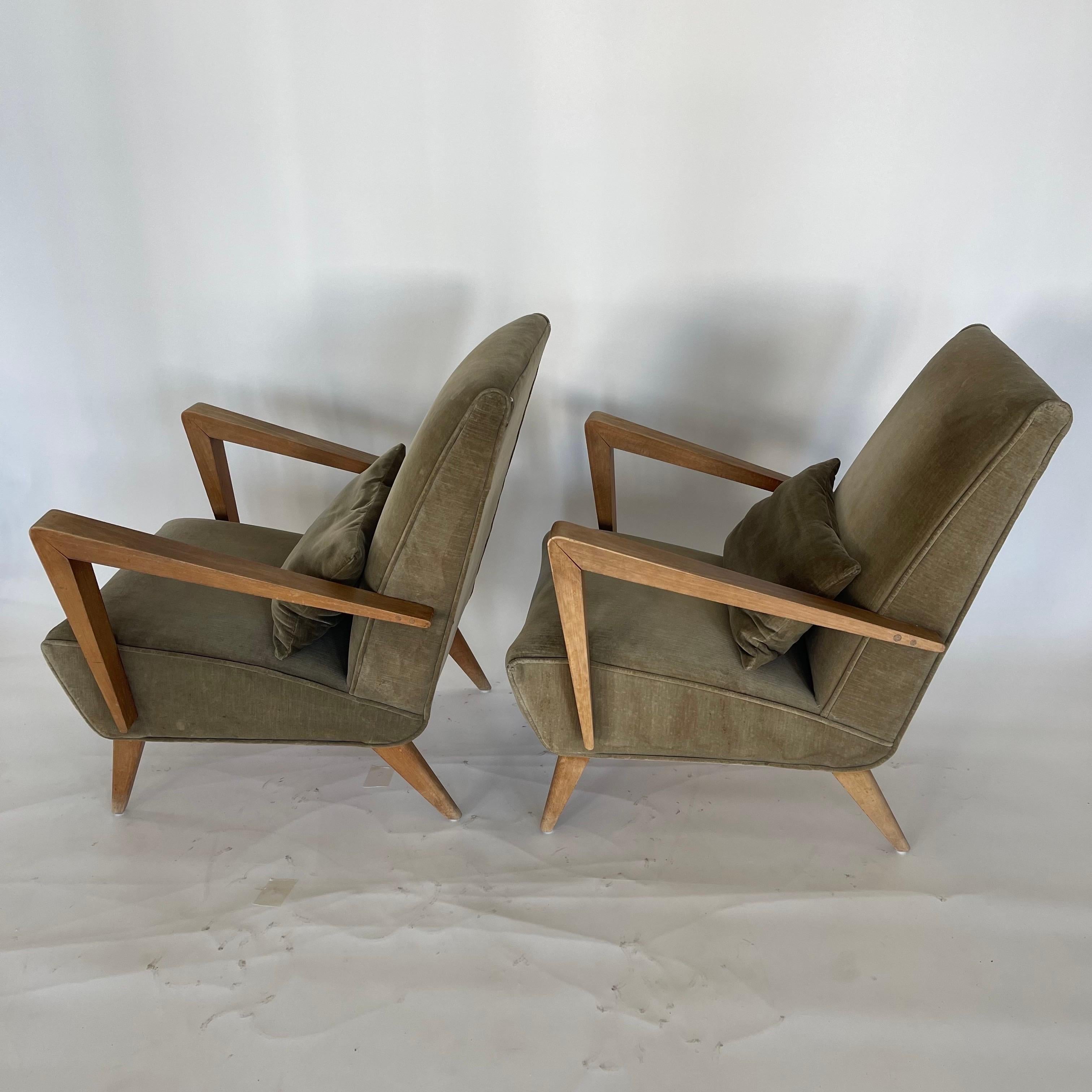 Pareja de sillones italianos de terciopelo estilo Gio Ponti de mediados de siglo, Italia, años 60 Manchado
