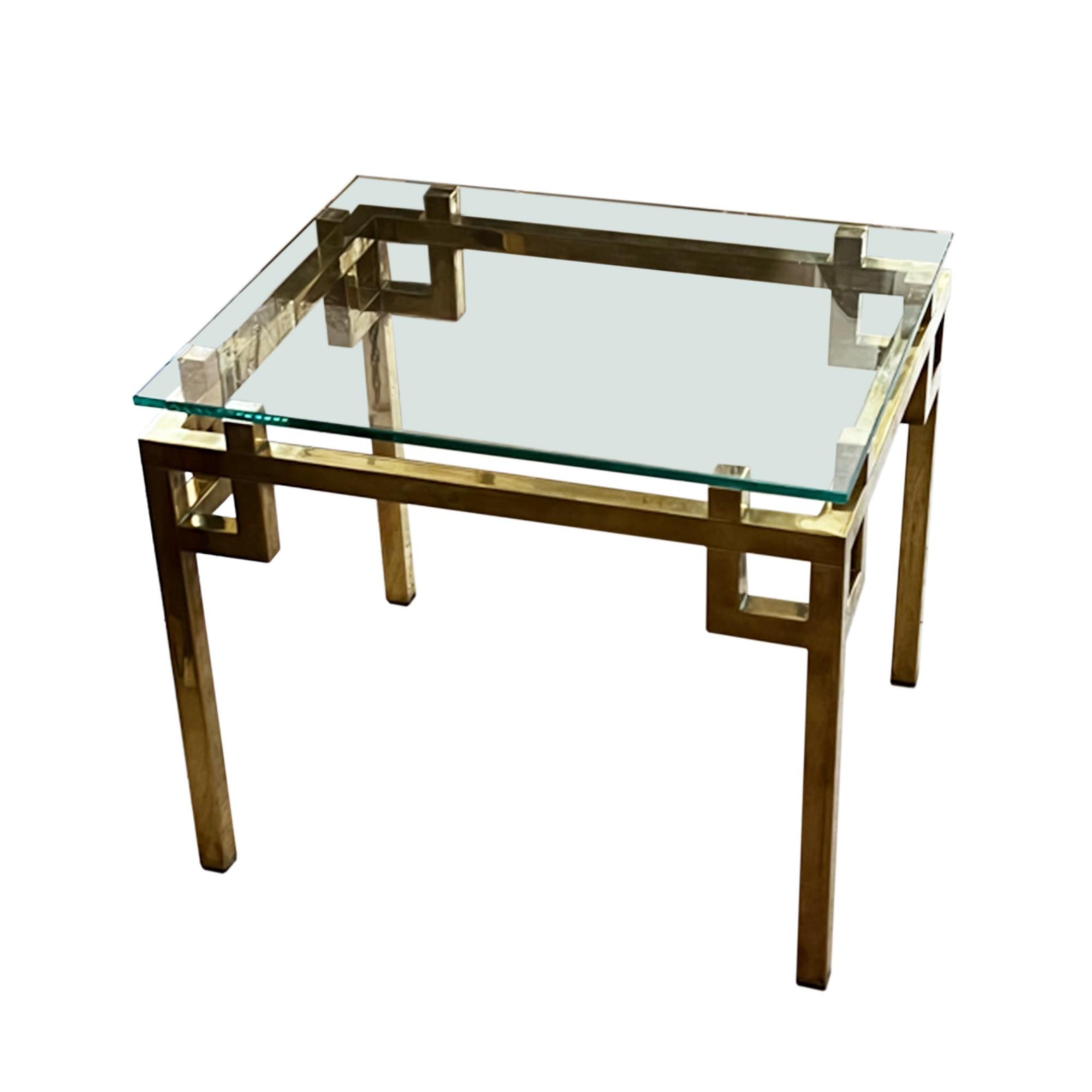 Mid-Century Modern Pair of Mid Century Glass Top Side Tables